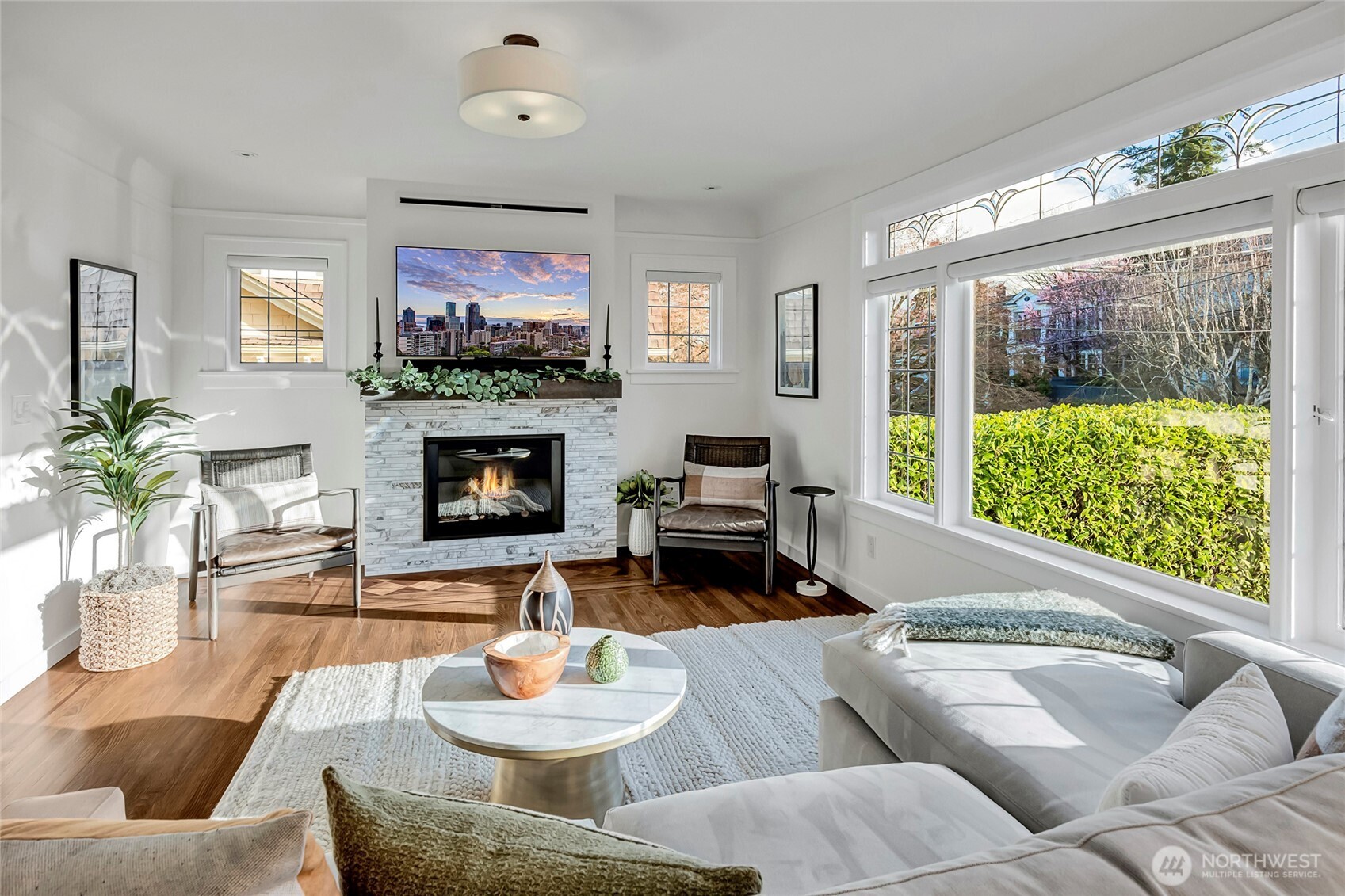 1919 11th Avenue E, Seattle, WA 98102