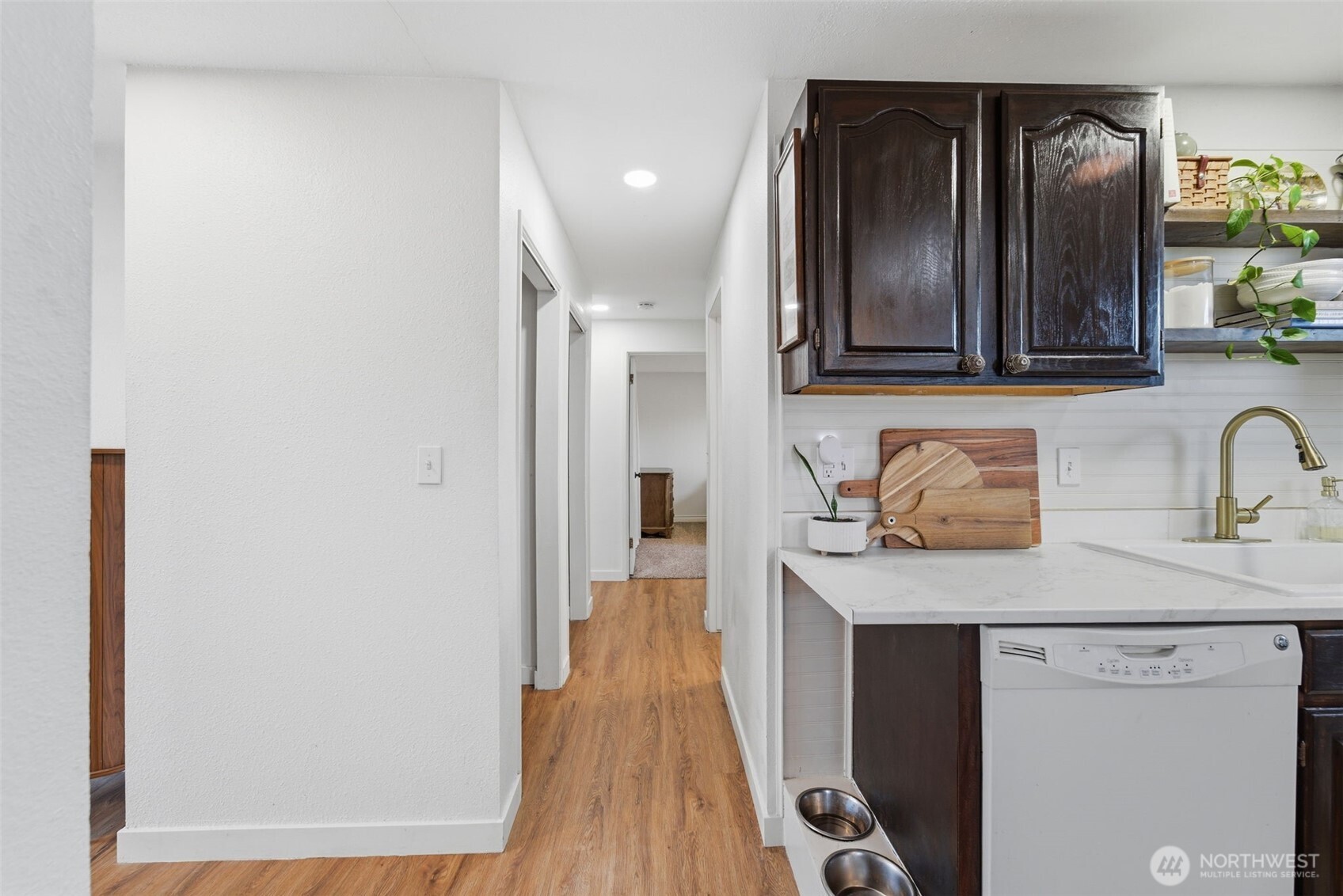 2707 W 6th Place , Kennewick, WA 99336