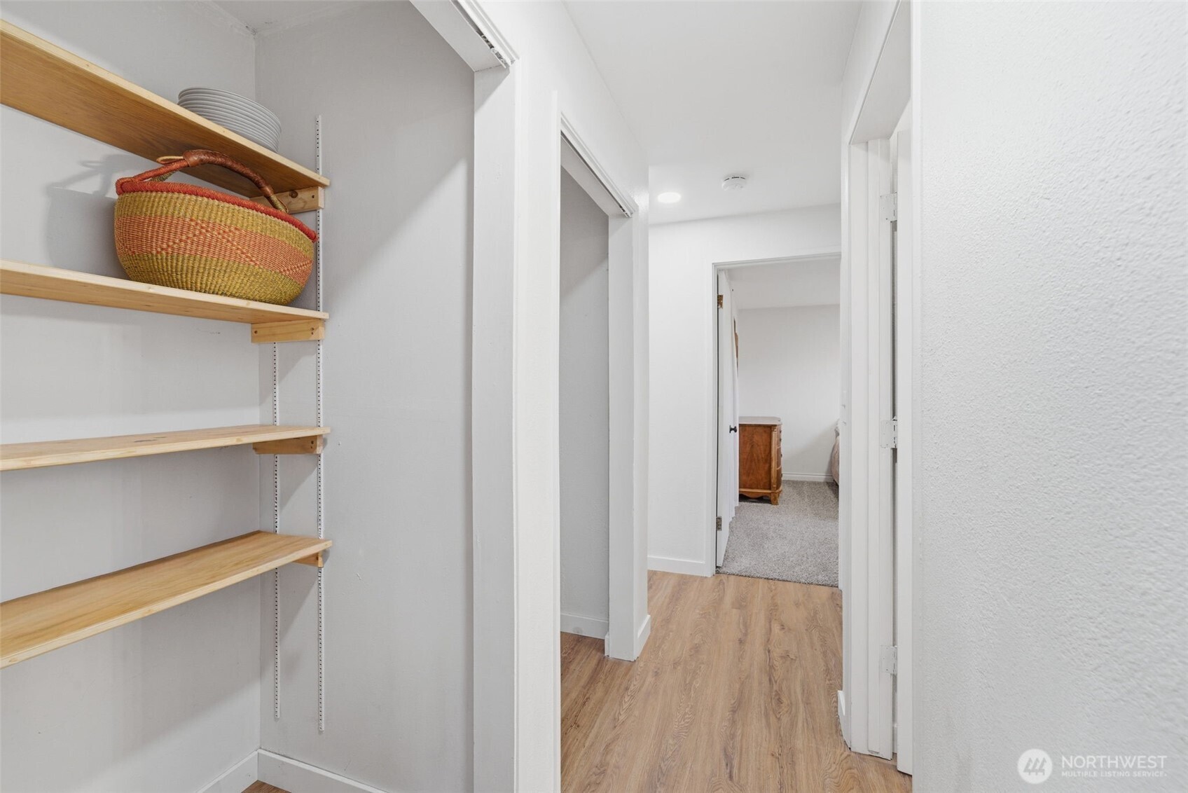 2707 W 6th Place , Kennewick, WA 99336