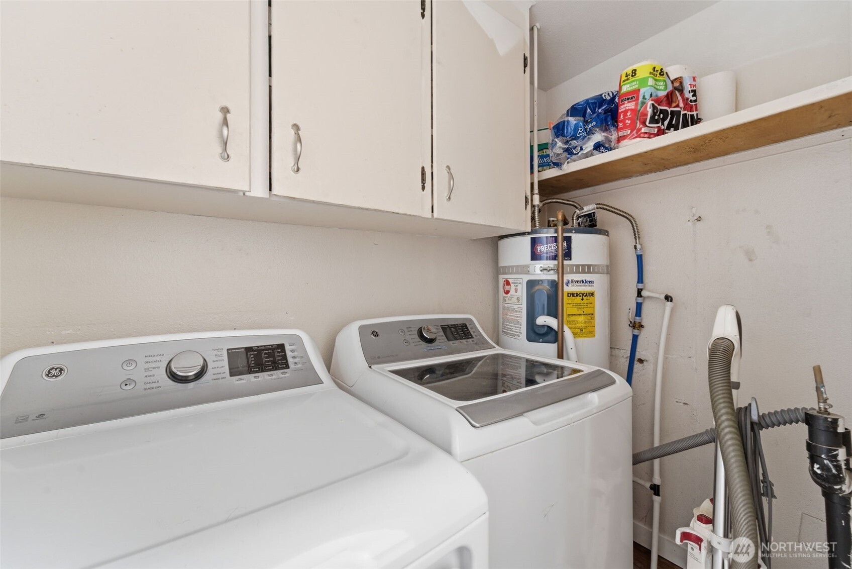 2707 W 6th Place , Kennewick, WA 99336