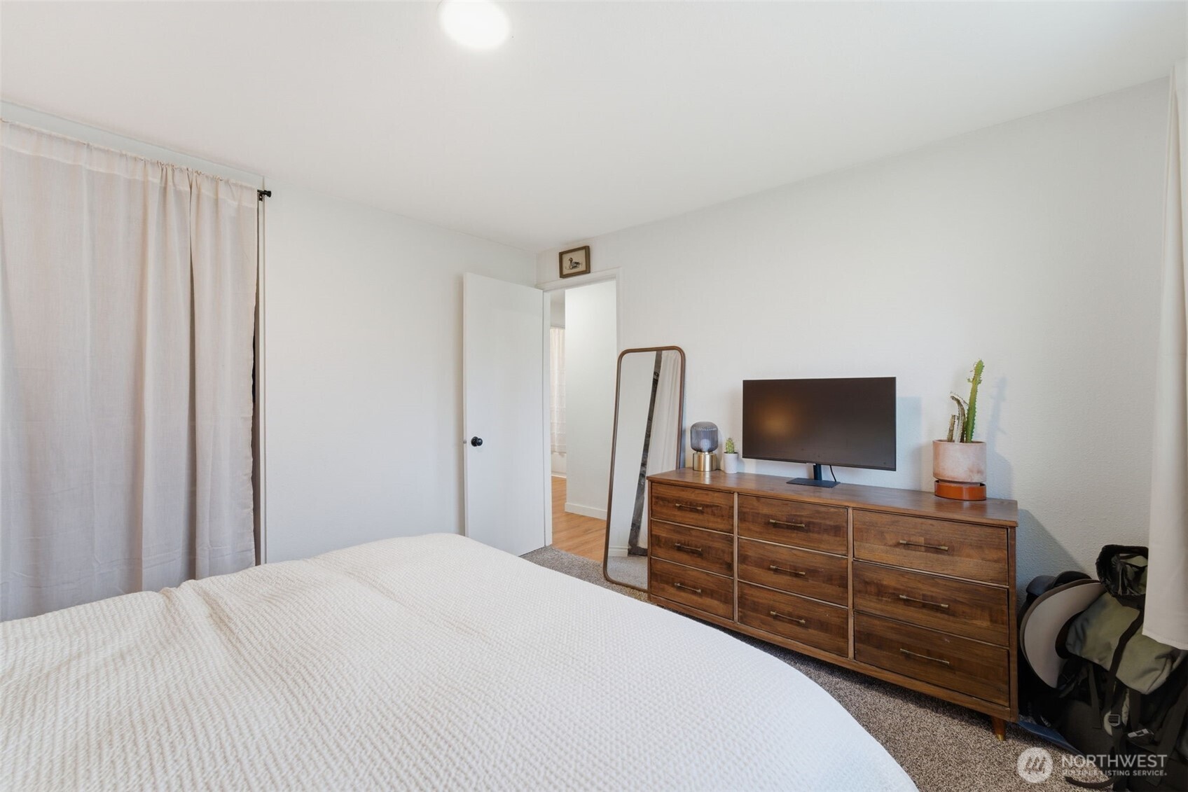 2707 W 6th Place , Kennewick, WA 99336