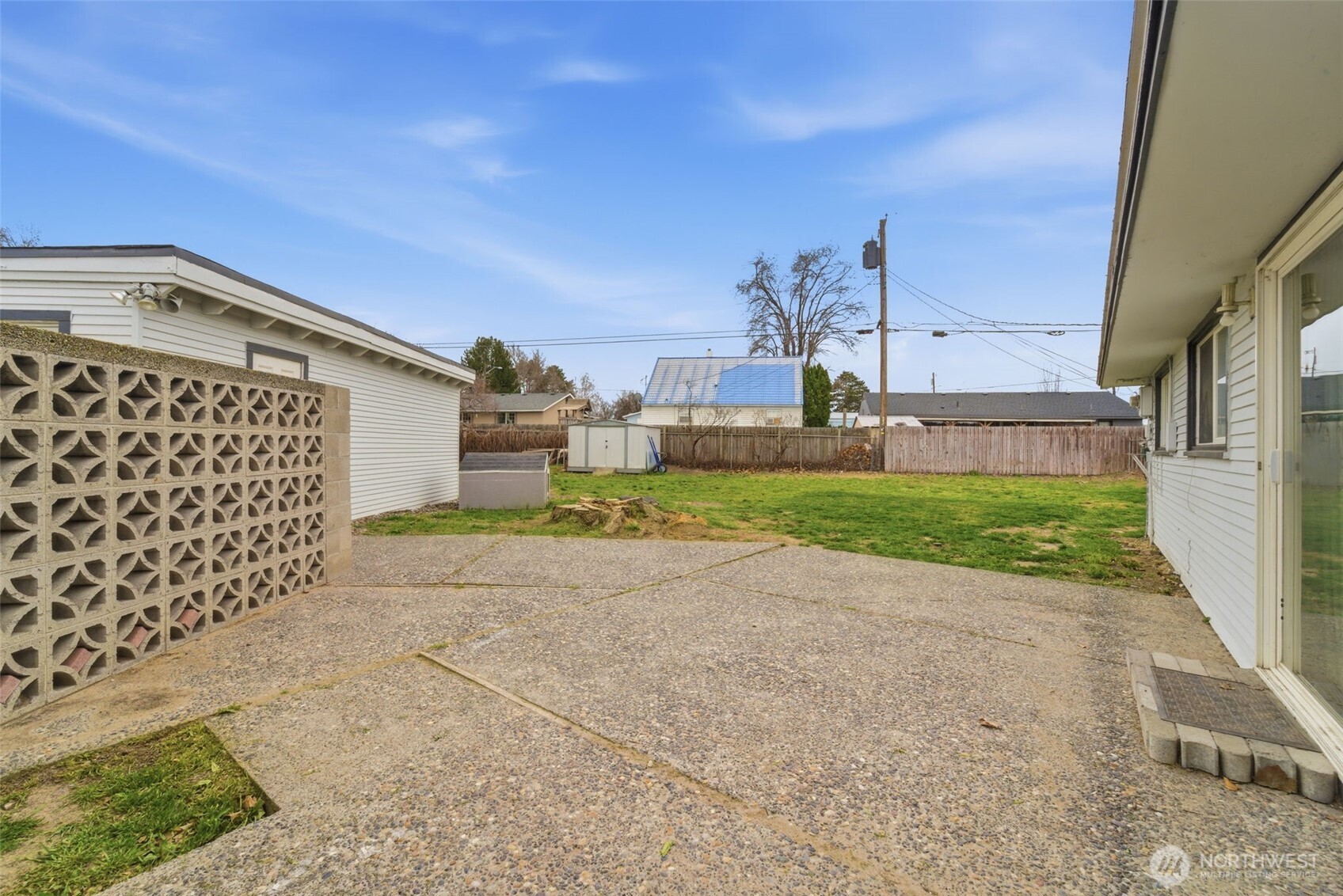 2707 W 6th Place , Kennewick, WA 99336