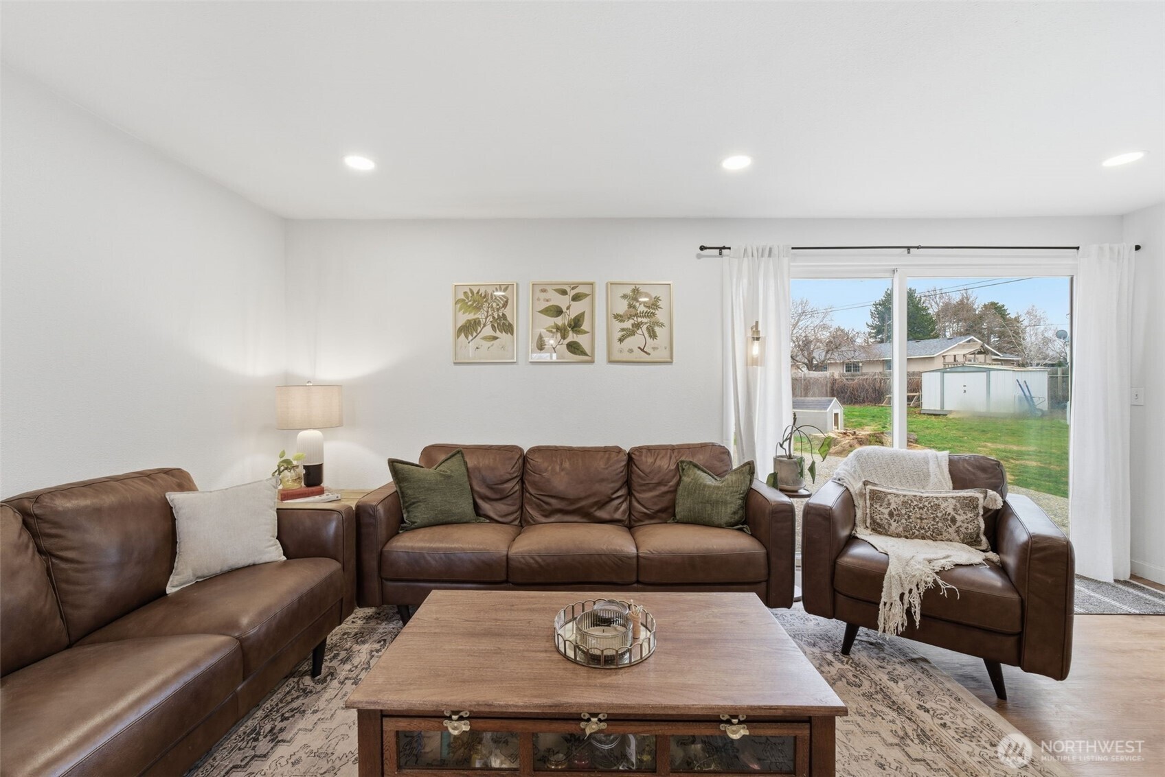 2707 W 6th Place , Kennewick, WA 99336