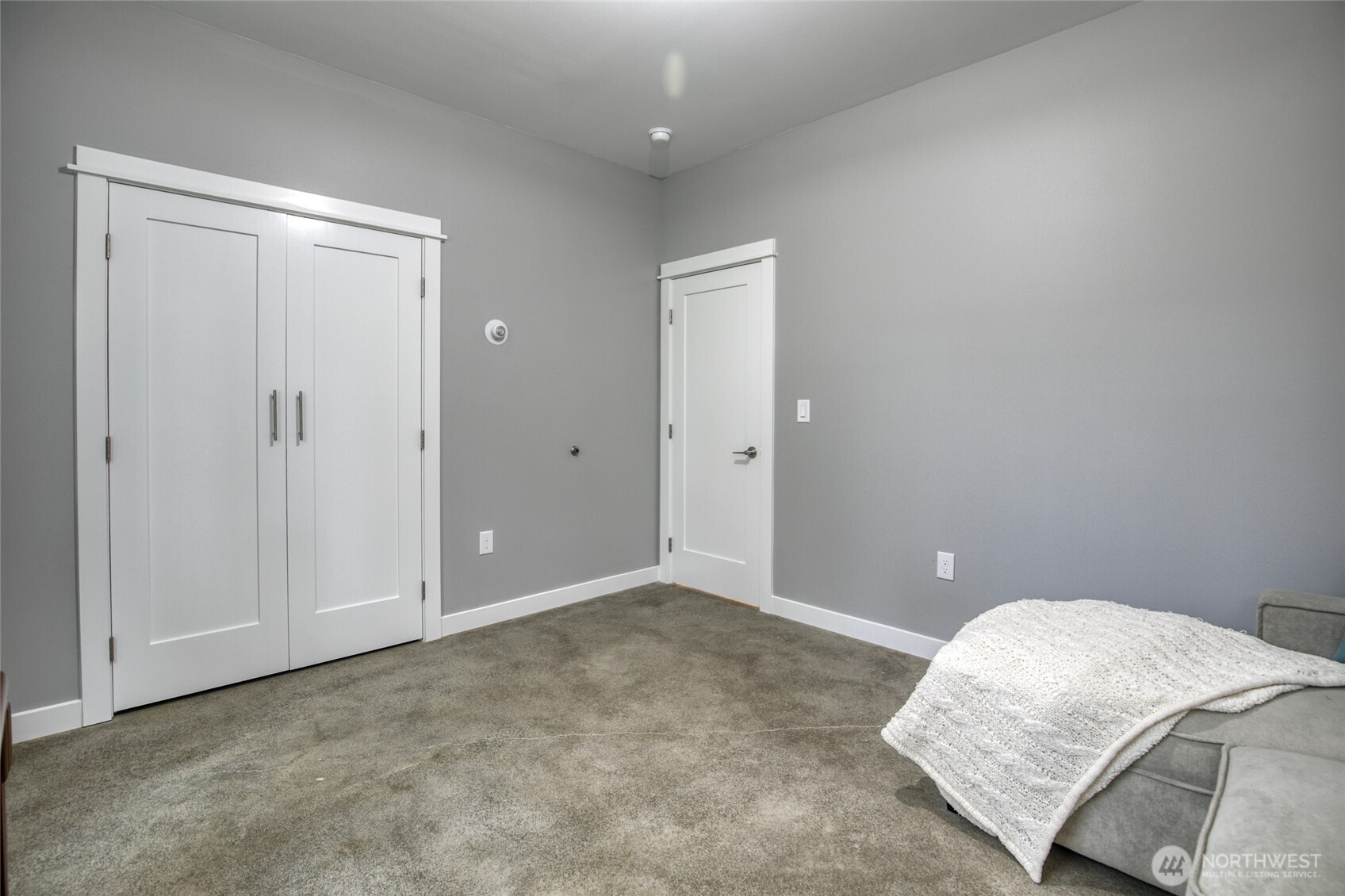 737 Wakina Loop SE, Ocean Shores, WA 98569