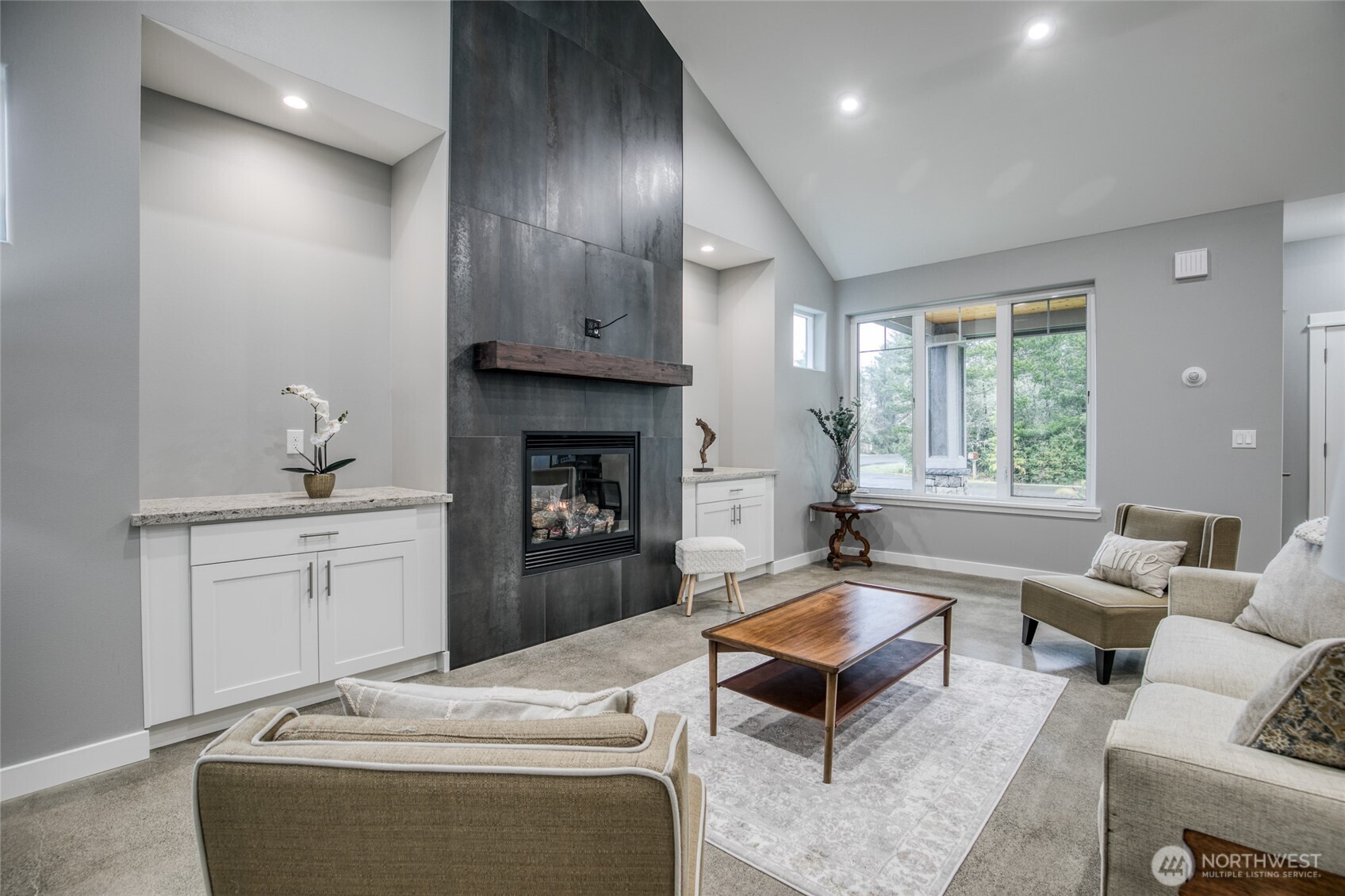 737 Wakina Loop SE, Ocean Shores, WA 98569