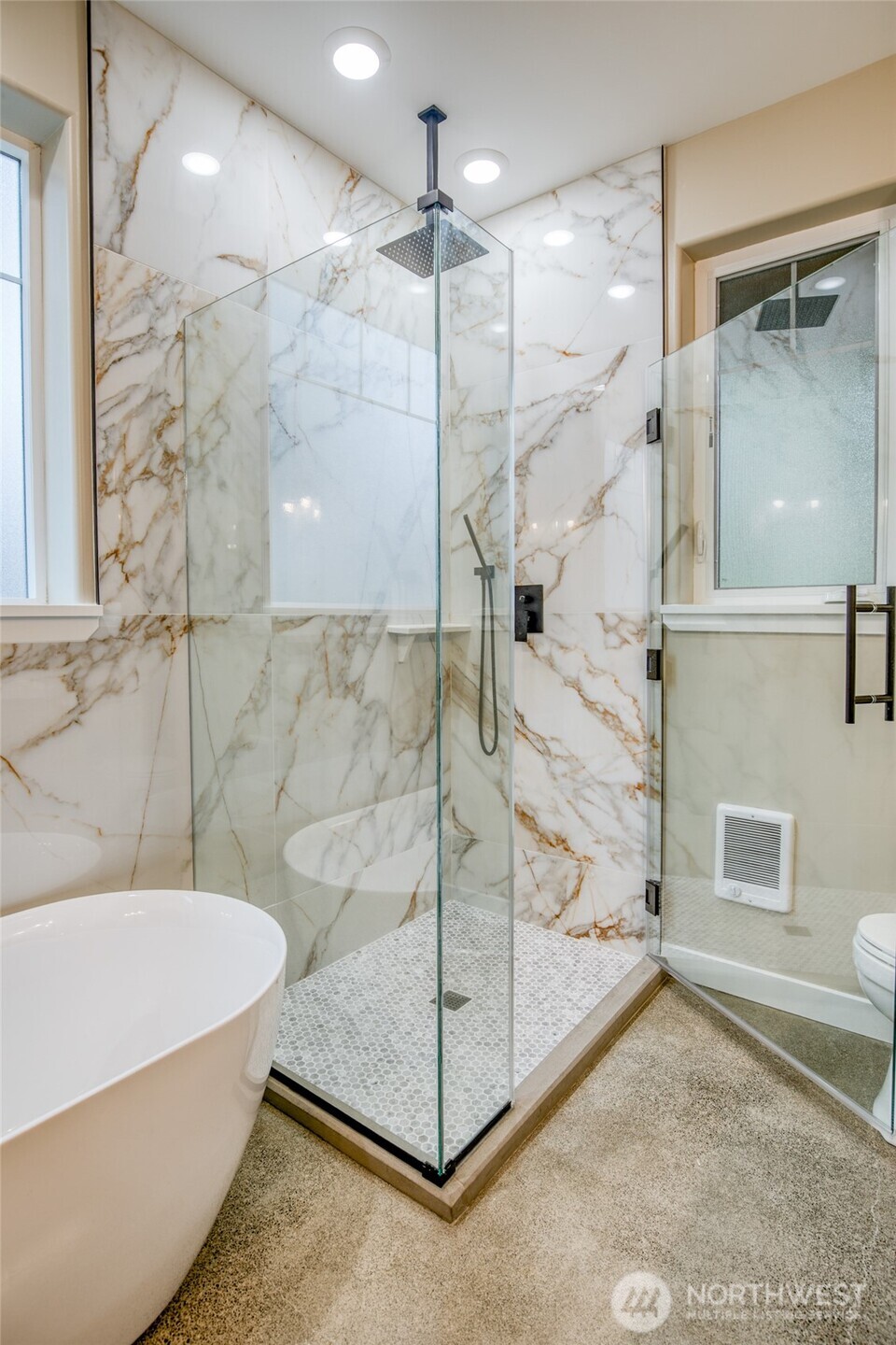 737 Wakina Loop SE, Ocean Shores, WA 98569