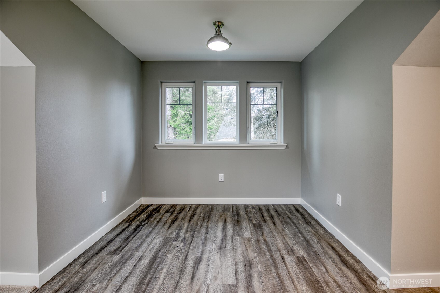 737 Wakina Loop SE, Ocean Shores, WA 98569