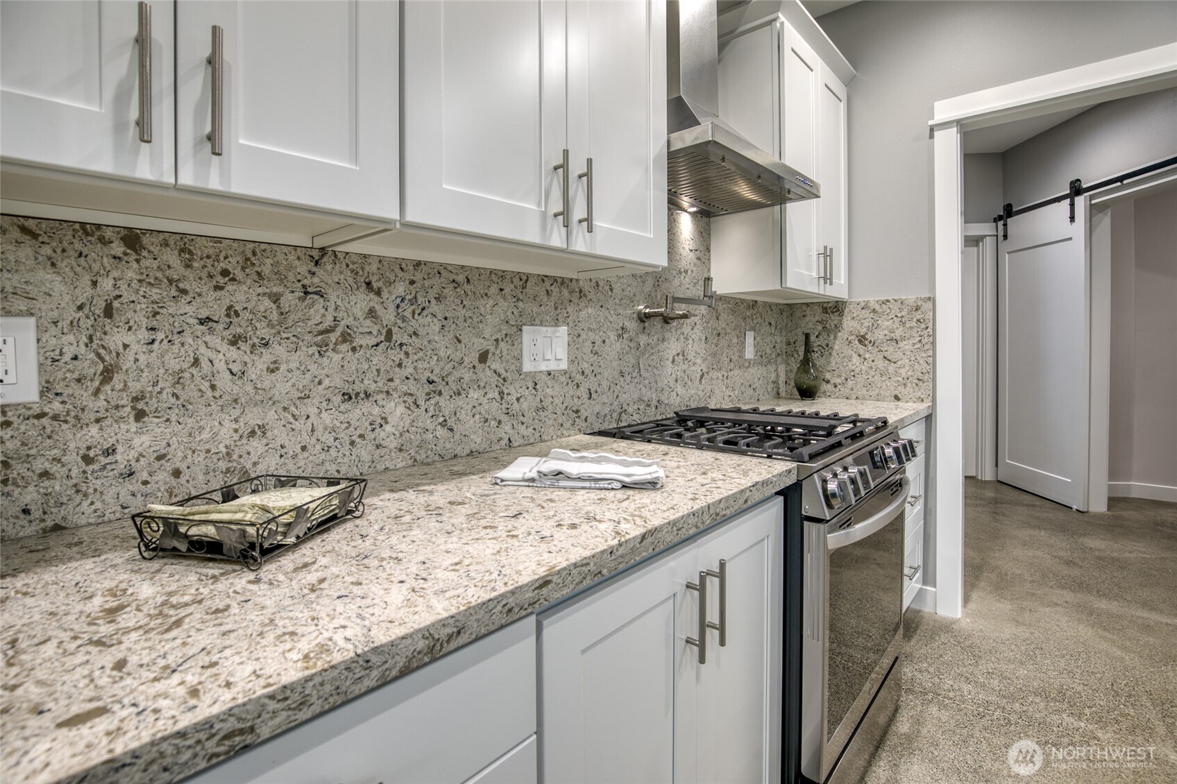 737 Wakina Loop SE, Ocean Shores, WA 98569