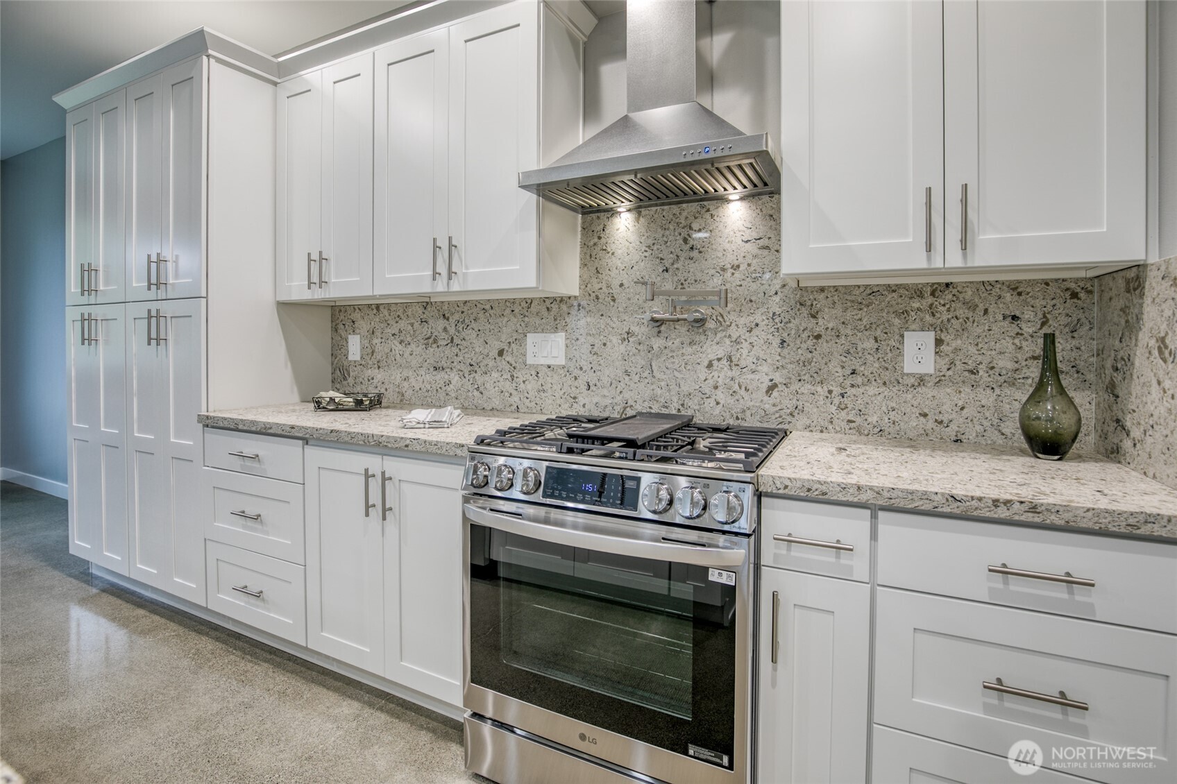 737 Wakina Loop SE, Ocean Shores, WA 98569