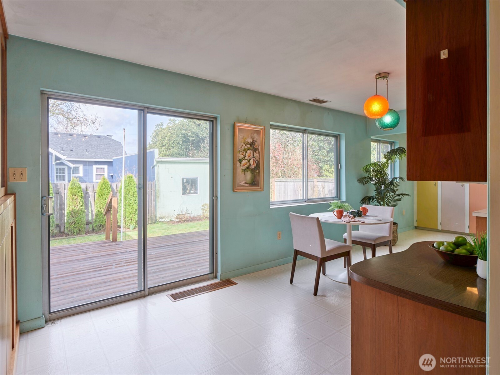 933 Dale Street , Woodland, WA 98674