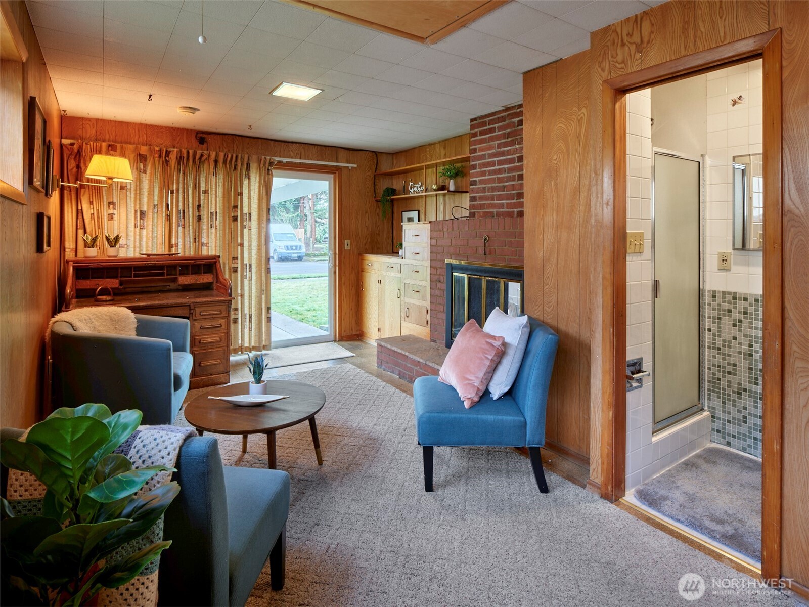 933 Dale Street , Woodland, WA 98674