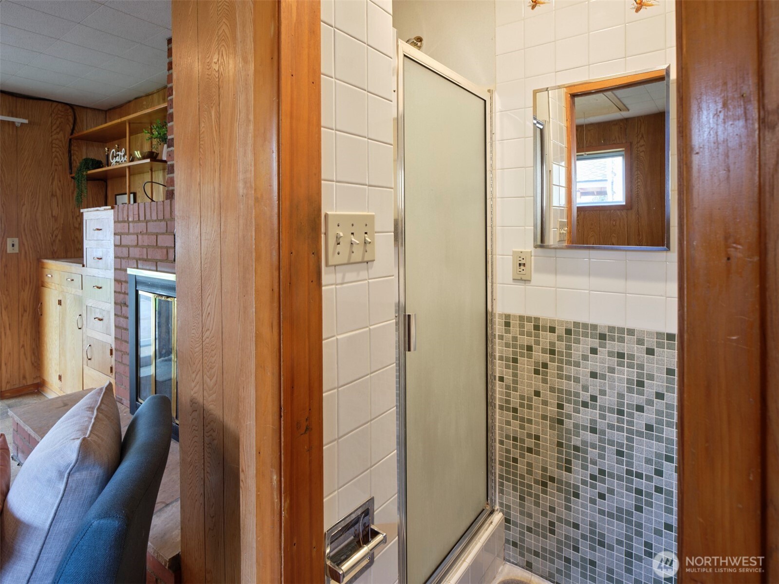 933 Dale Street , Woodland, WA 98674