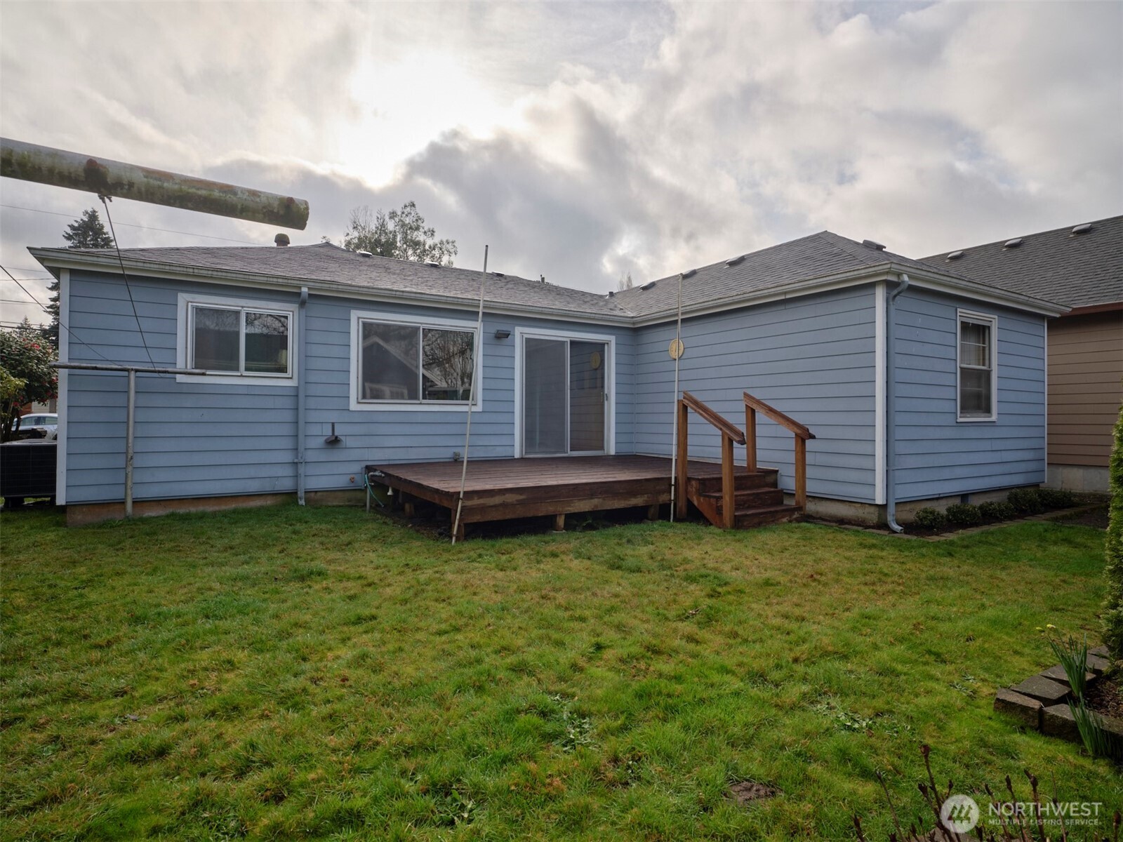 933 Dale Street , Woodland, WA 98674