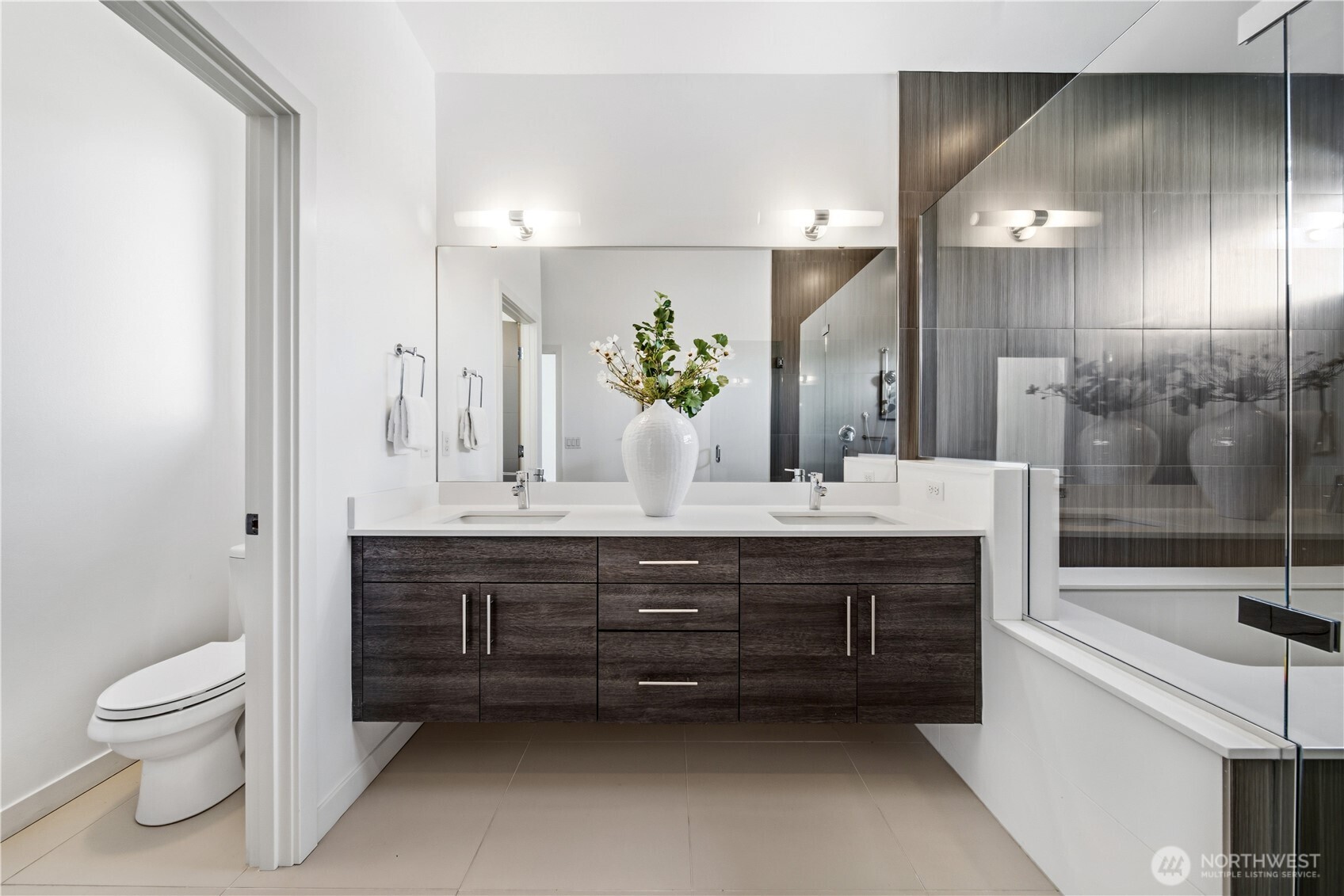 2447 S Spencer Street , Seattle, WA 98108