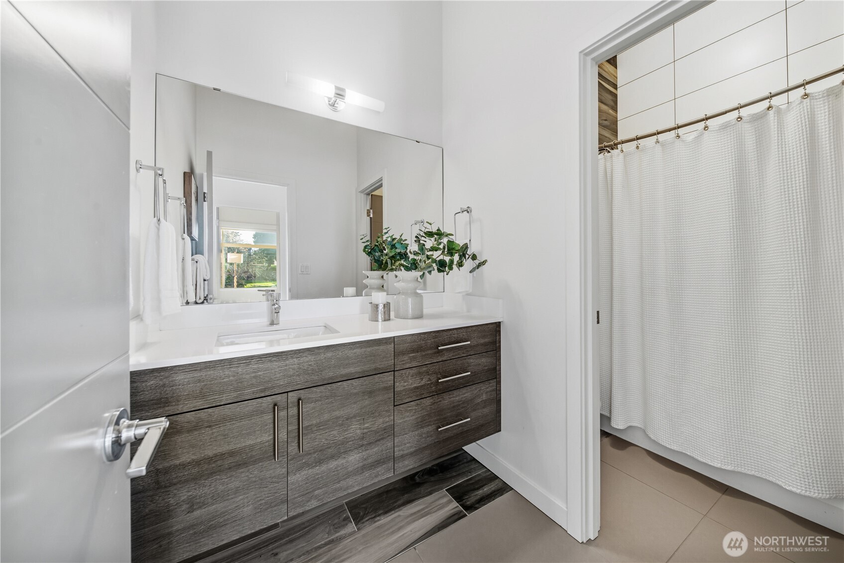 2447 S Spencer Street , Seattle, WA 98108