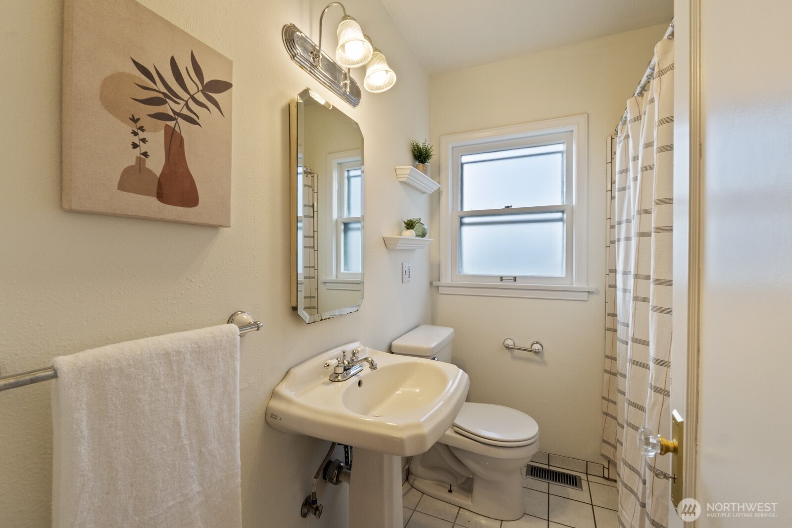 3924 N 12th Street , Tacoma, WA 98406