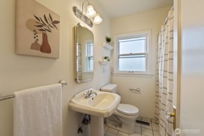 3924 N 12th Street , Tacoma, WA 98406 - Photo 13