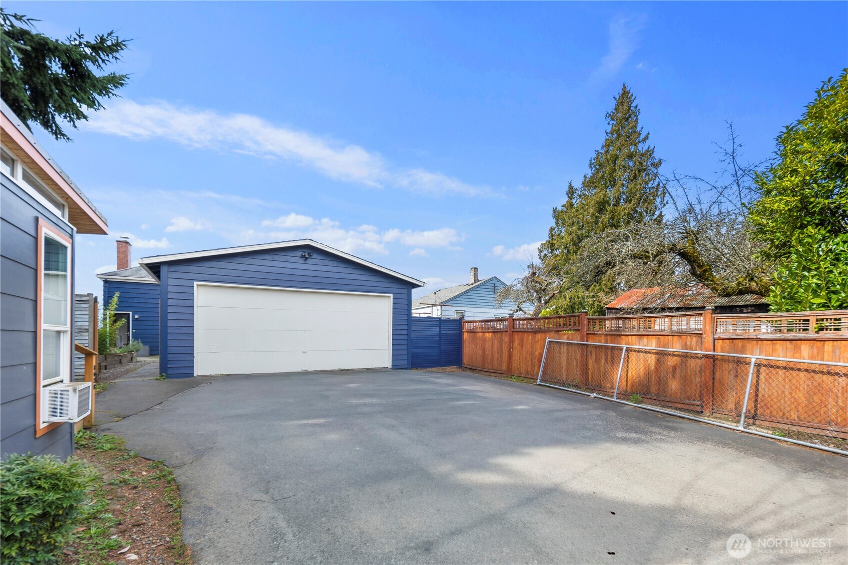 8628 20th Avenue SW, Seattle, WA 98106