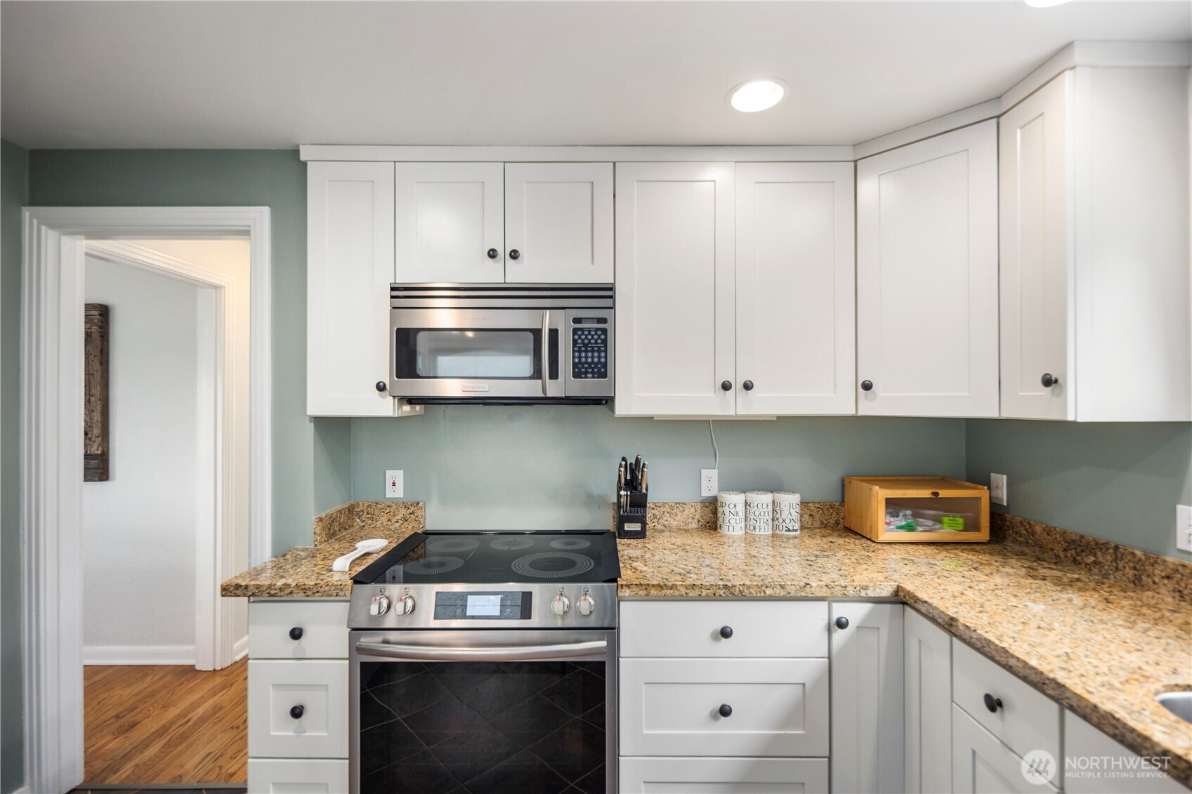 8628 20th Avenue SW, Seattle, WA 98106