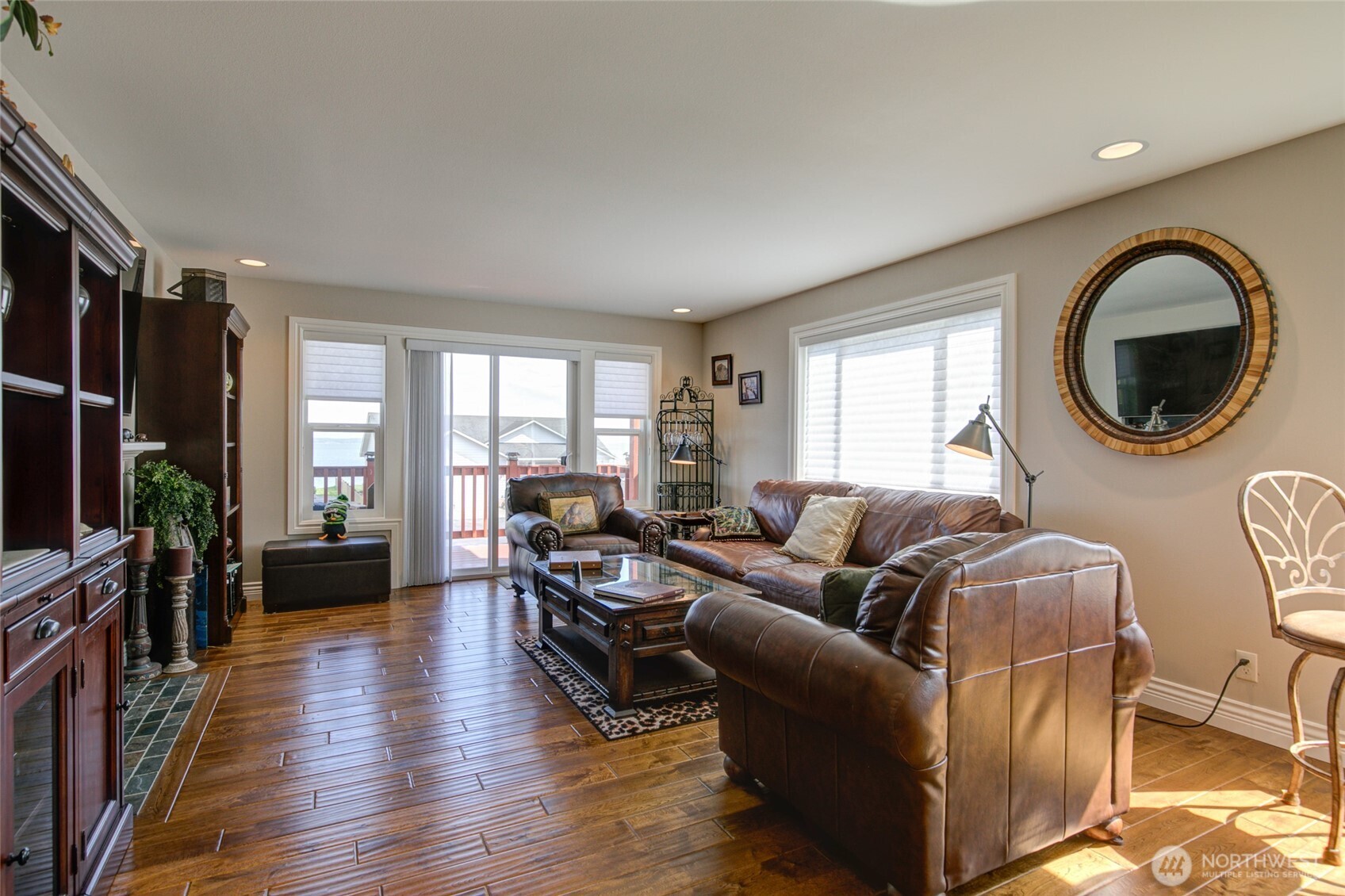 125 Sunrise Avenue SE, Ocean Shores, WA 98569