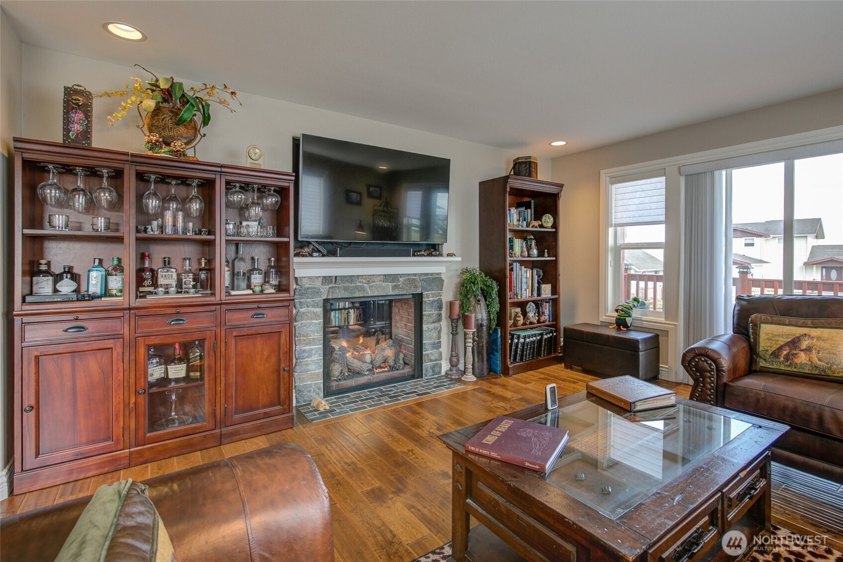 125 Sunrise Avenue SE, Ocean Shores, WA 98569