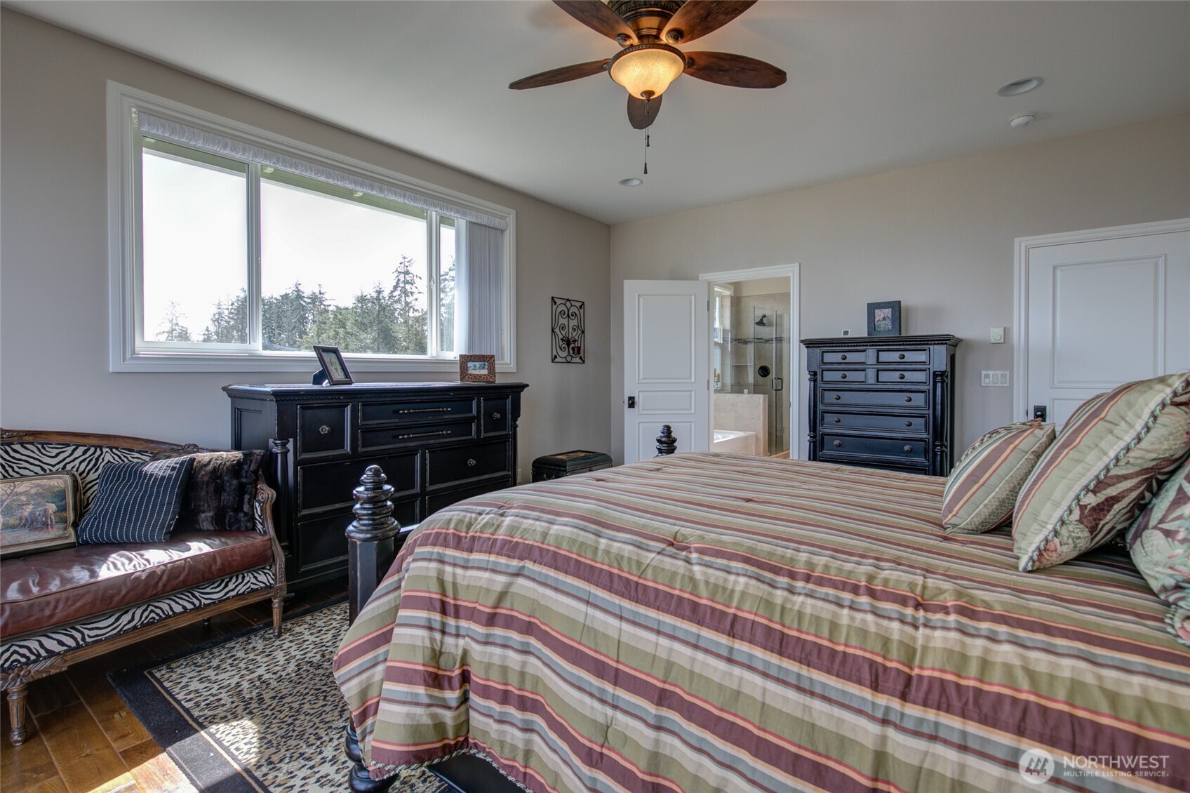 125 Sunrise Avenue SE, Ocean Shores, WA 98569