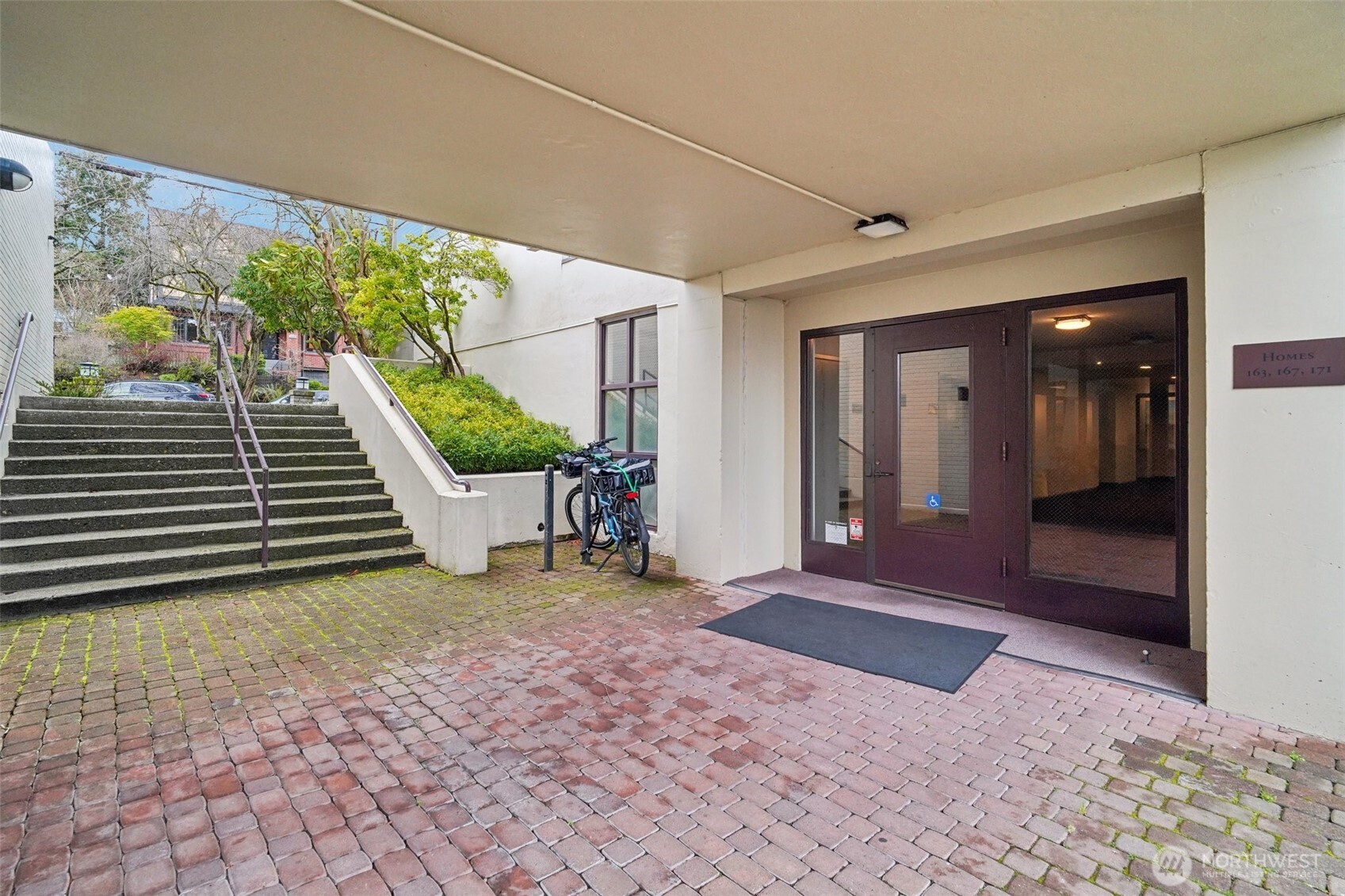 1400 2nd Avenue N #284, Seattle, WA 98109