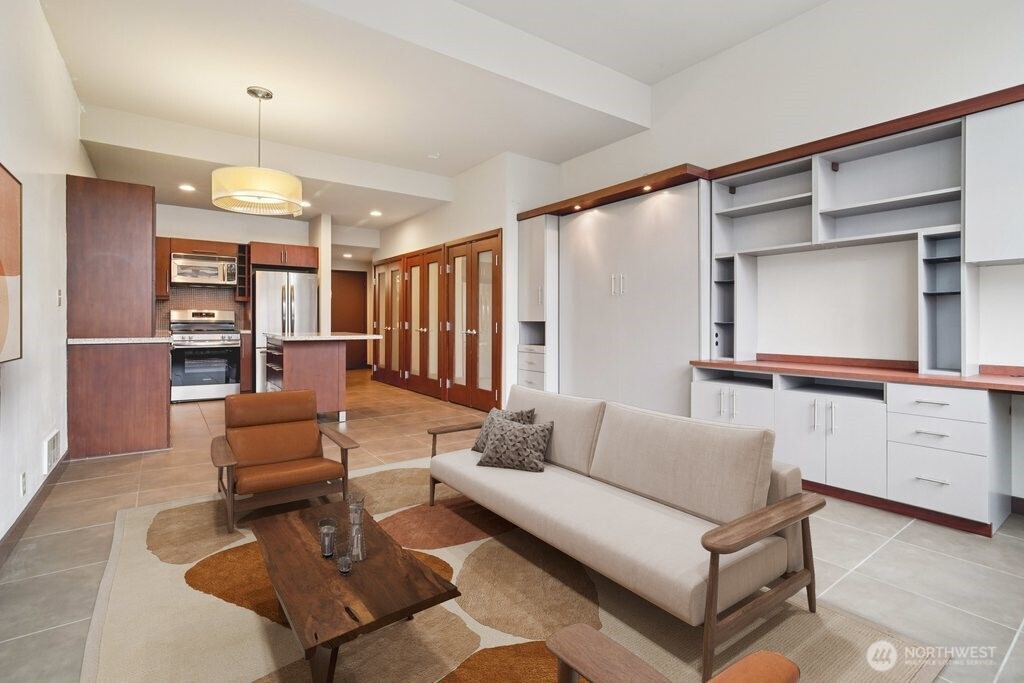 1400 2nd Avenue N #284, Seattle, WA 98109