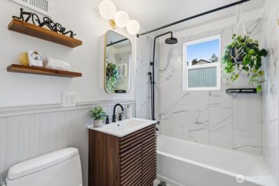 9444 26th Avenue SW, Seattle, WA 98106 - Photo 8