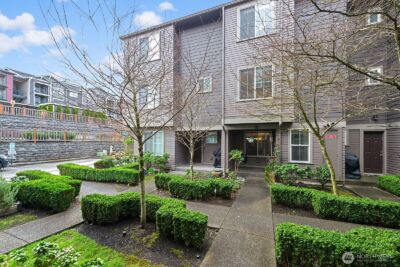 877 5th Pl NE , Issaquah, WA 98029-5400 - Photo 28