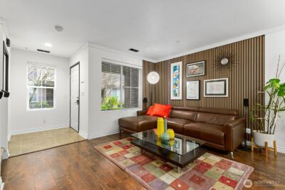 877 5th Pl NE , Issaquah, WA 98029-5400 - Photo 5