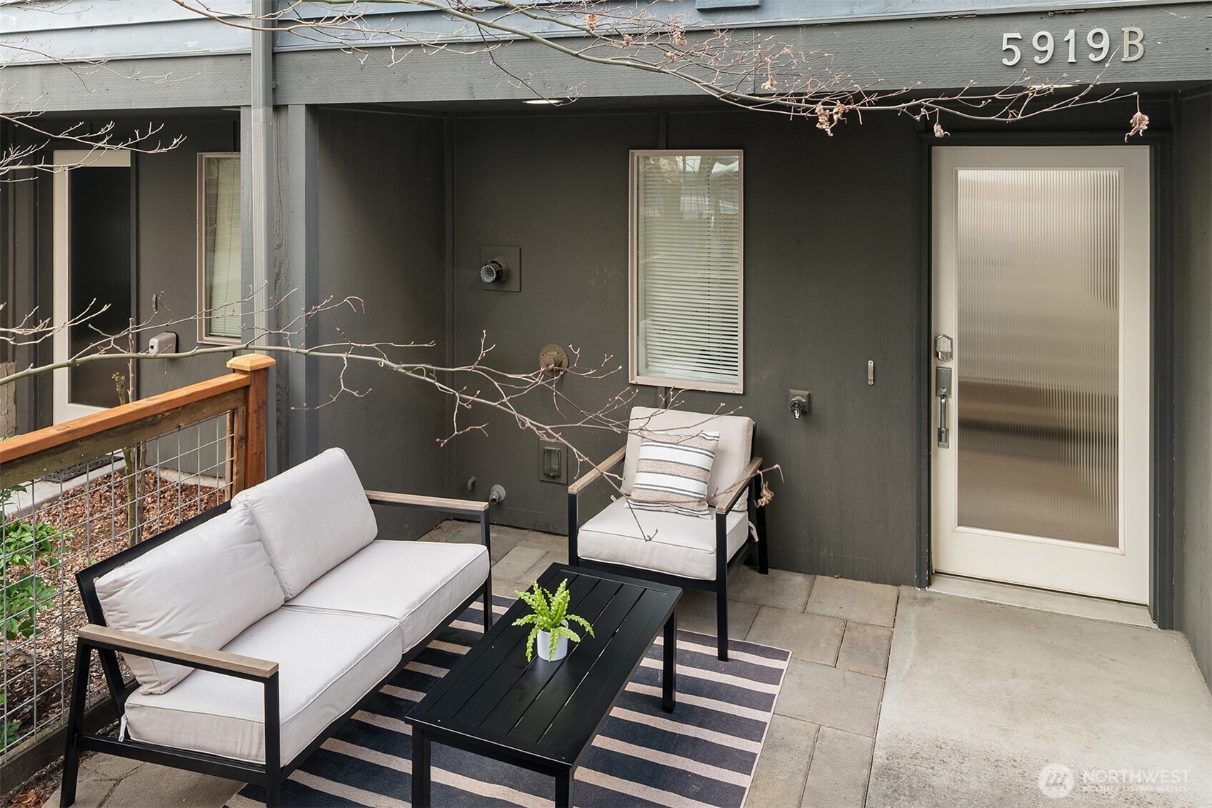 5919 California Avenue SW #B, Seattle, WA 98136