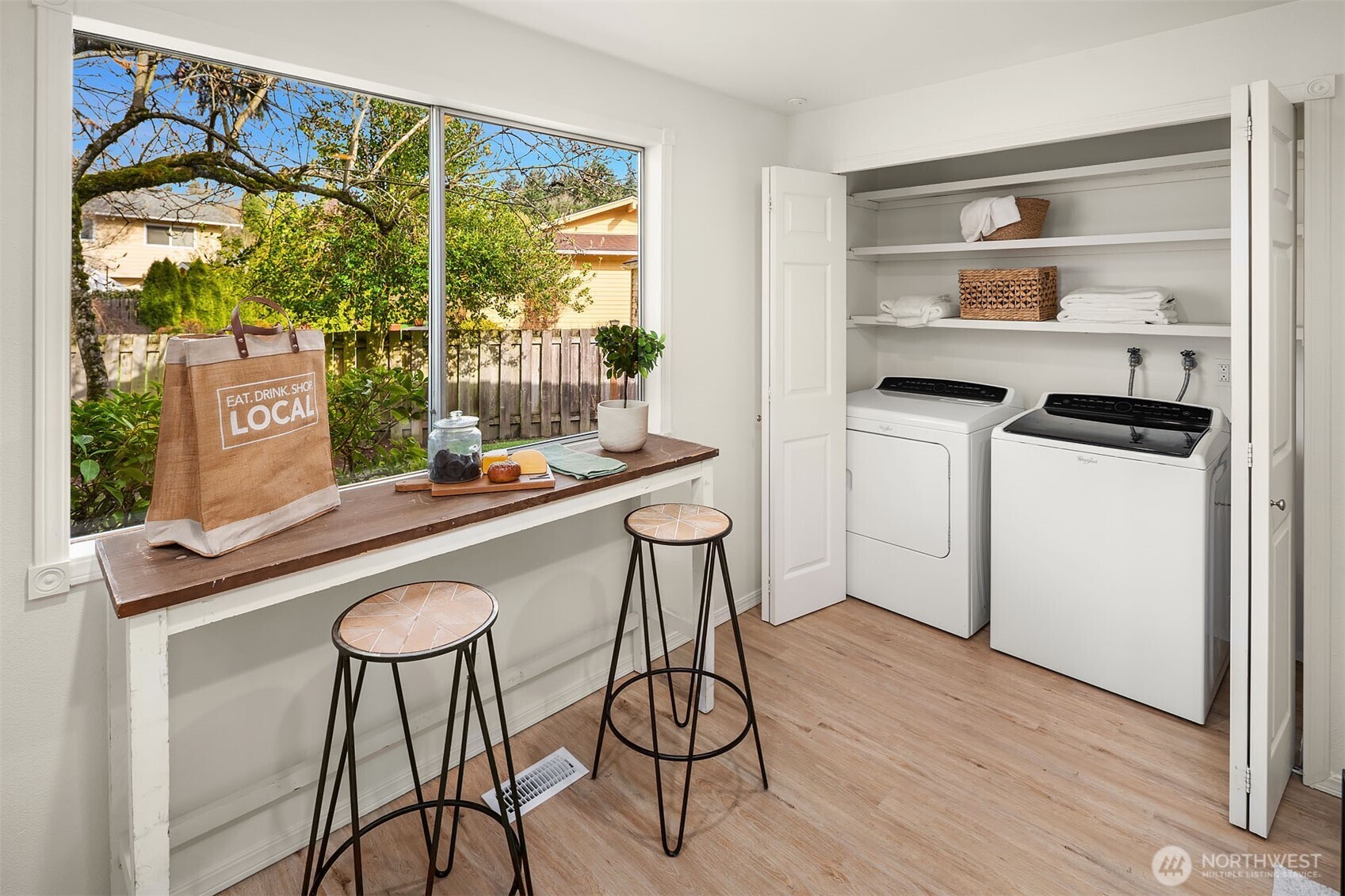 10256 NE 118th Place , Kirkland, WA 98034