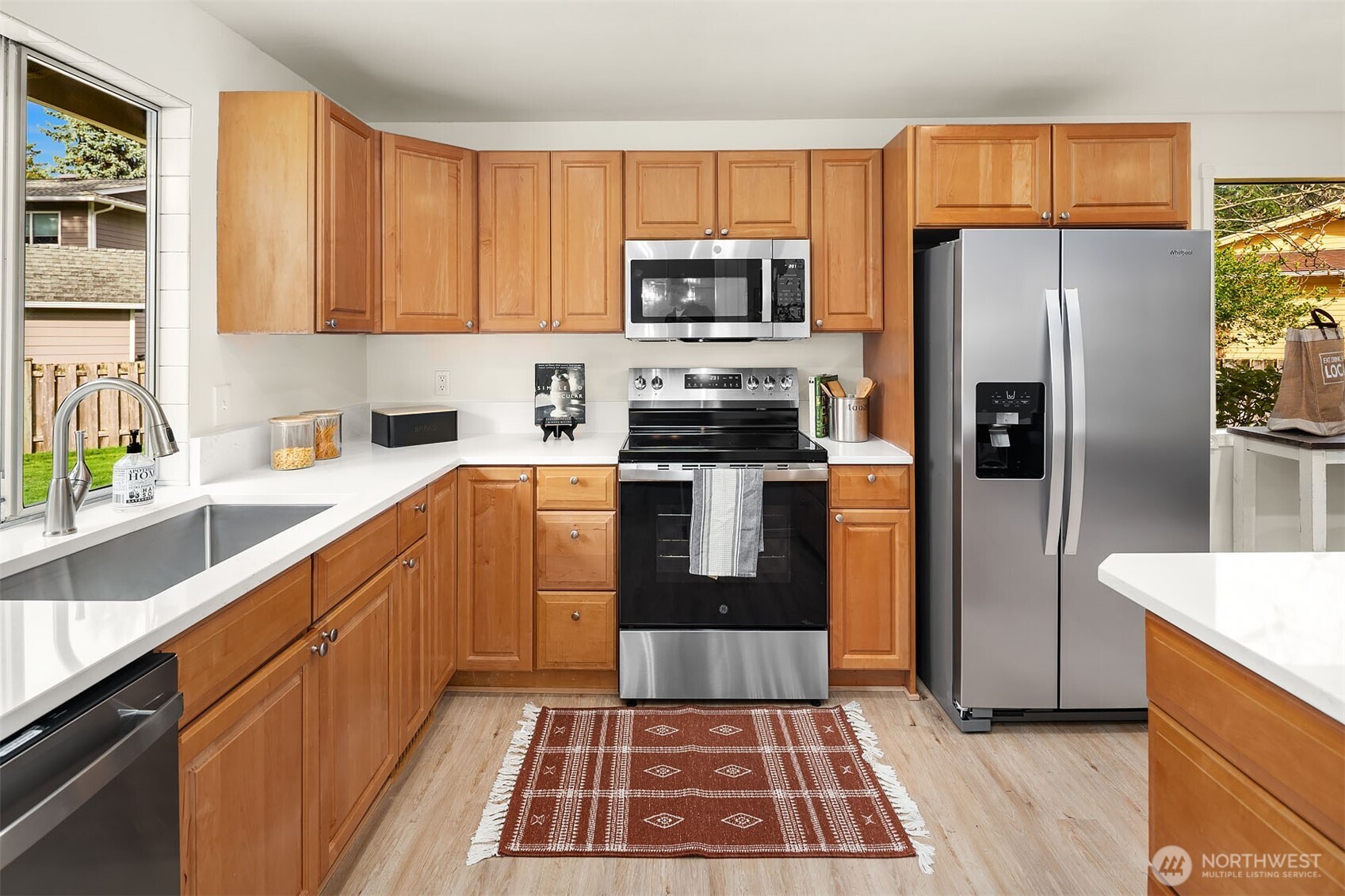 10256 NE 118th Place , Kirkland, WA 98034