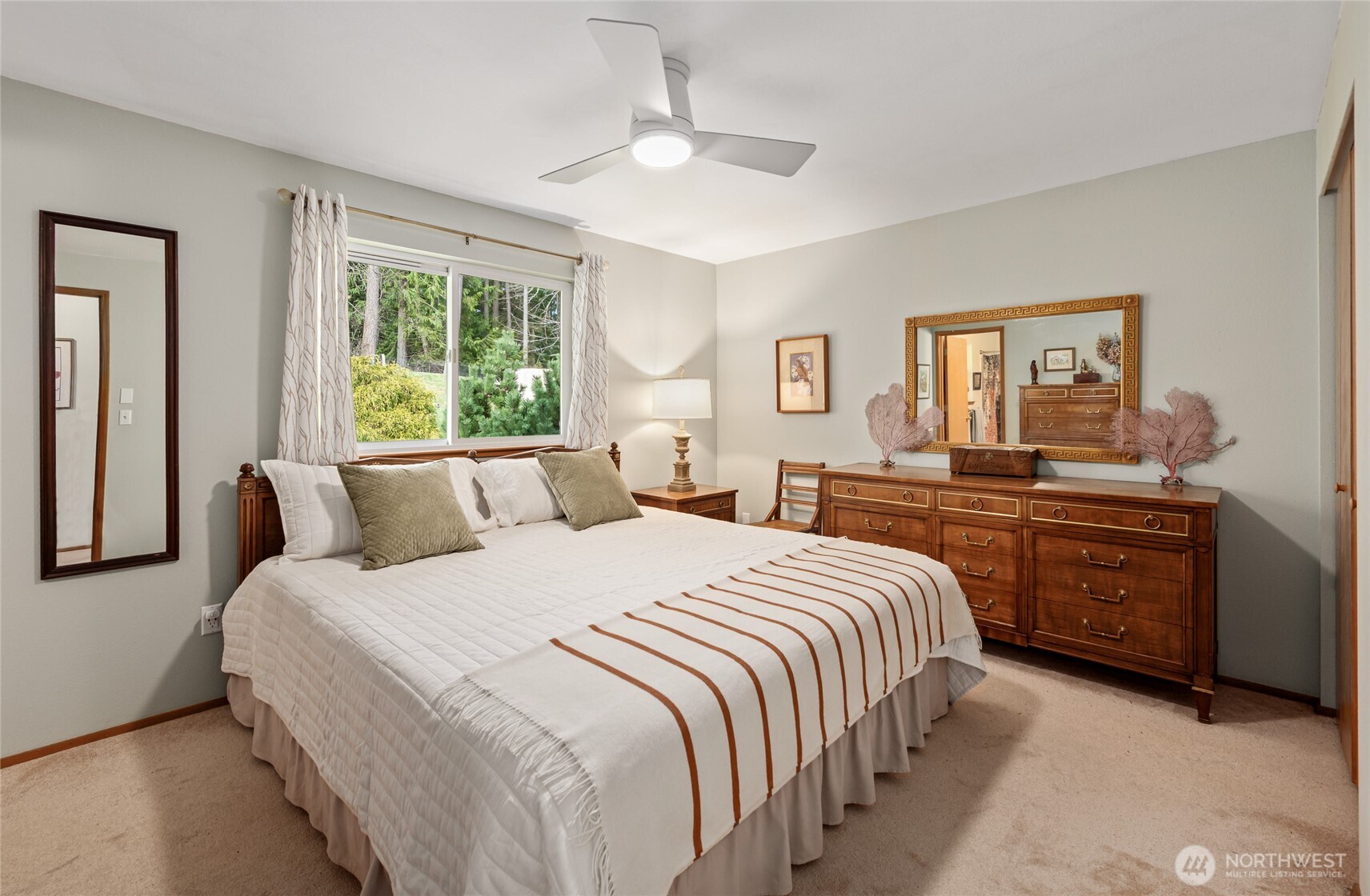 2044 Parker Road , Camano Island, WA 98282