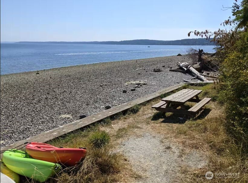 2044 Parker Road , Camano Island, WA 98282