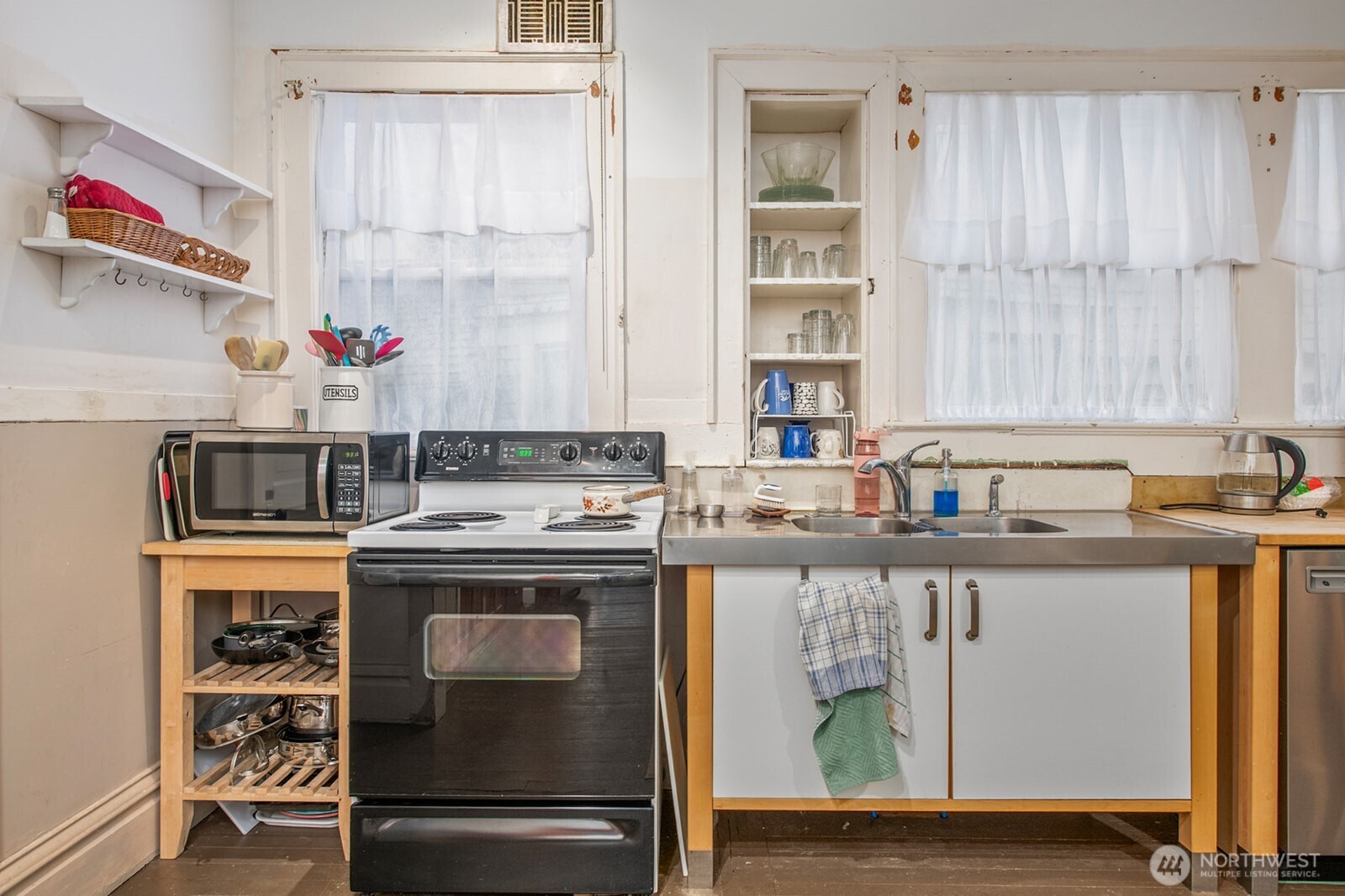 301 N H Street , Aberdeen, WA 98520