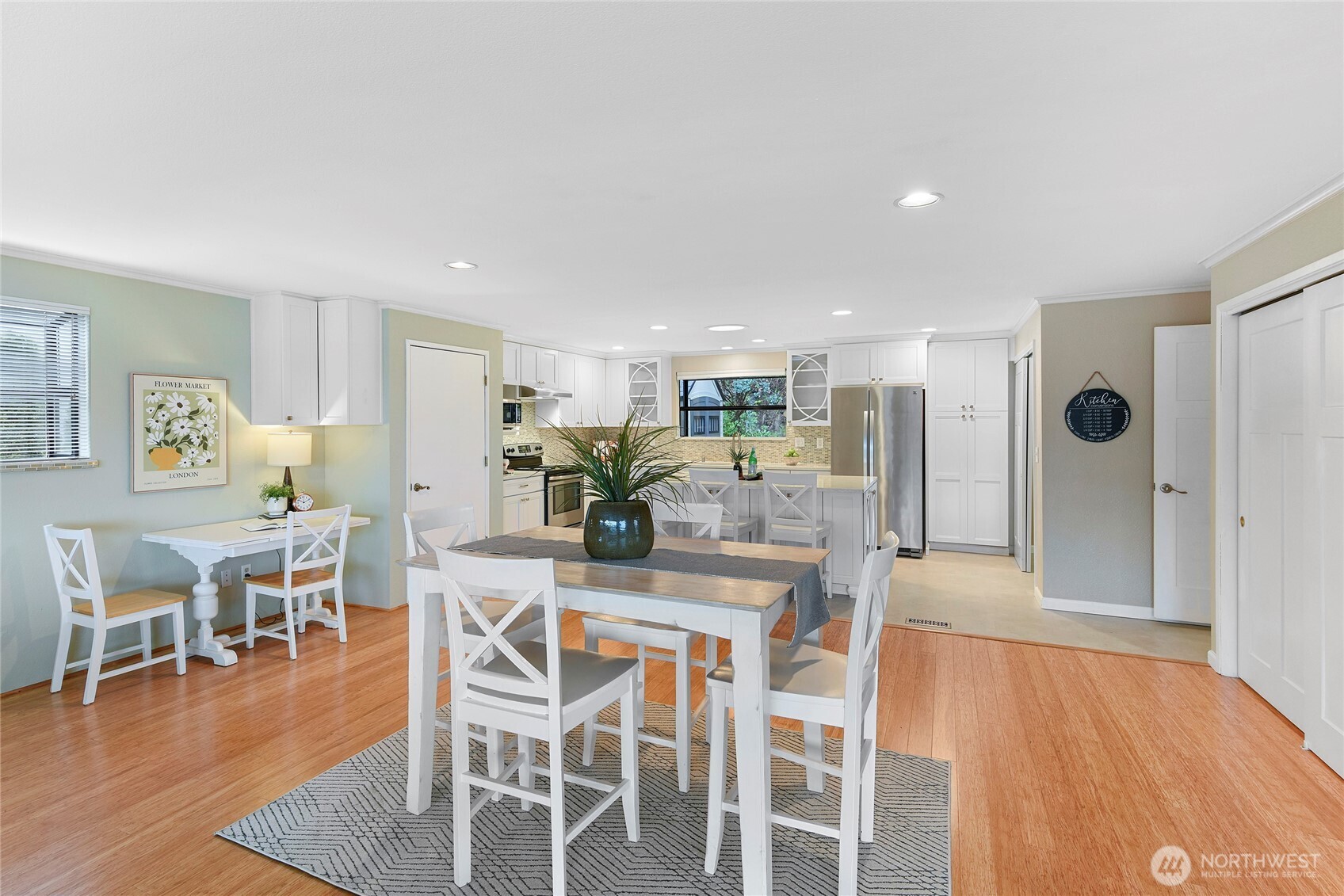 9011 Roanoke Road NE, Bremerton, WA 98311