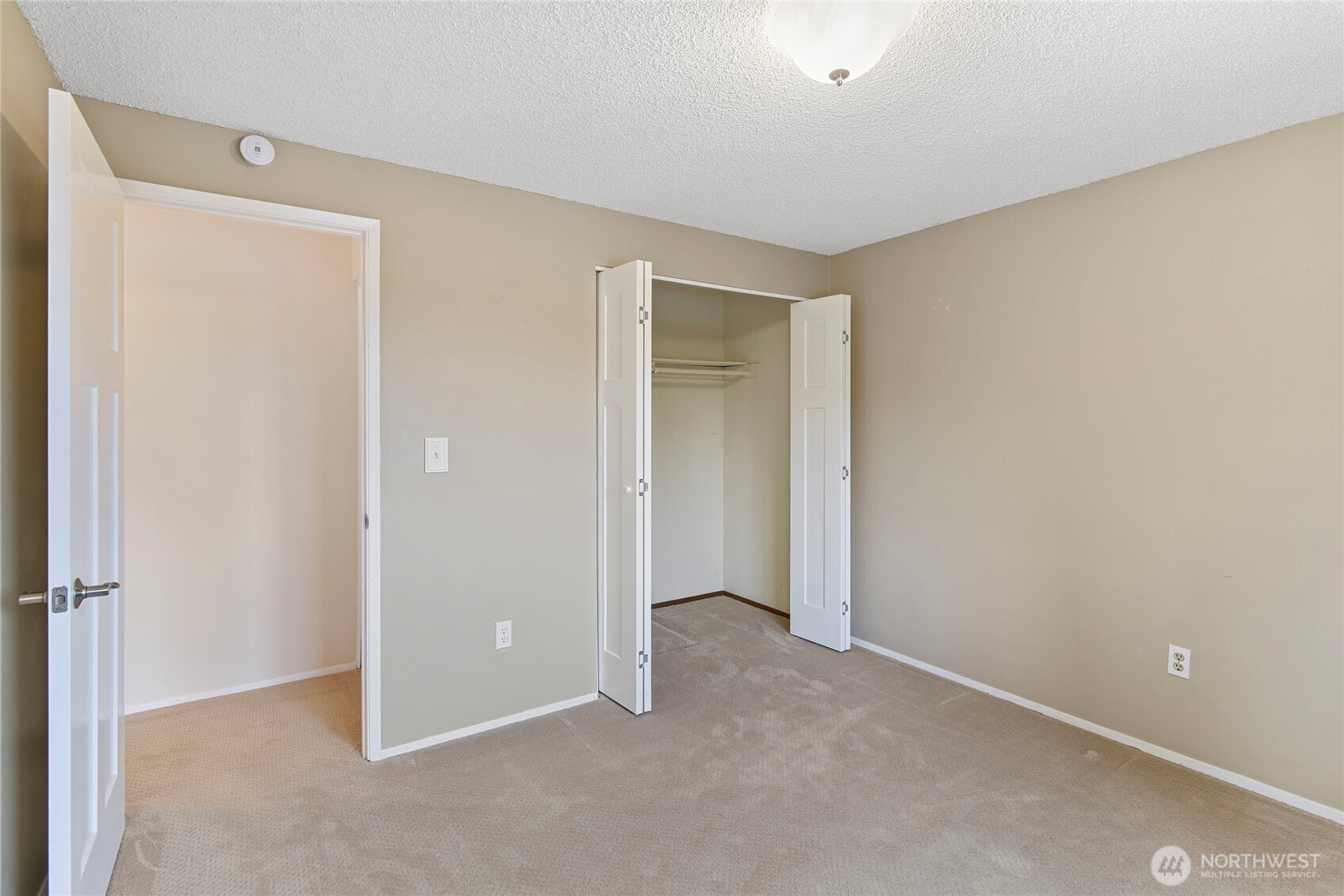 9011 Roanoke Road NE, Bremerton, WA 98311