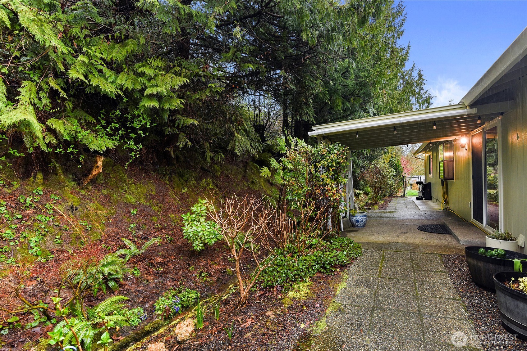 9011 Roanoke Road NE, Bremerton, WA 98311