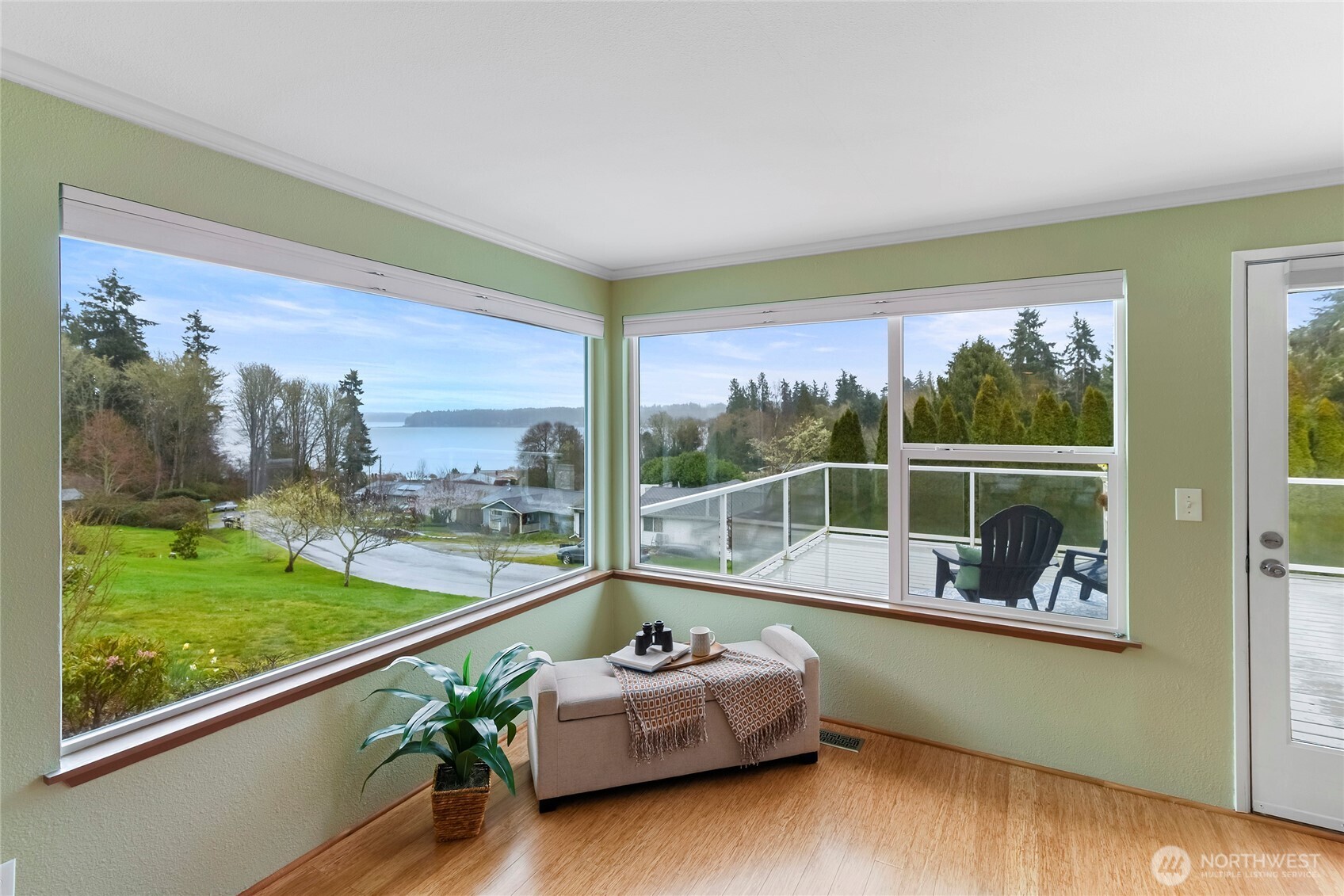 9011 Roanoke Road NE, Bremerton, WA 98311