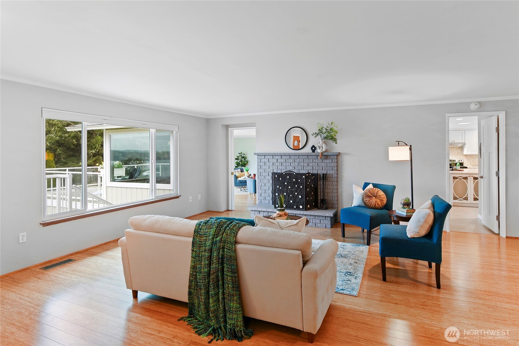 9011 Roanoke Road NE, Bremerton, WA 98311