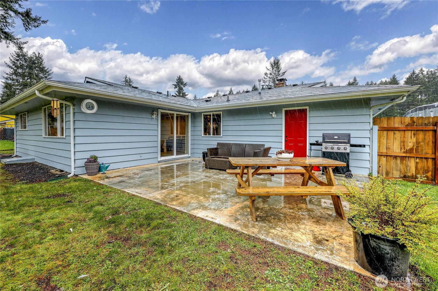 2401 Pine Tree Drive SE, Port Orchard, WA 98366