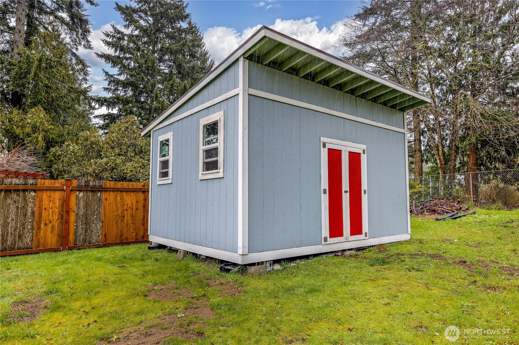 2401 Pine Tree Drive SE, Port Orchard, WA 98366