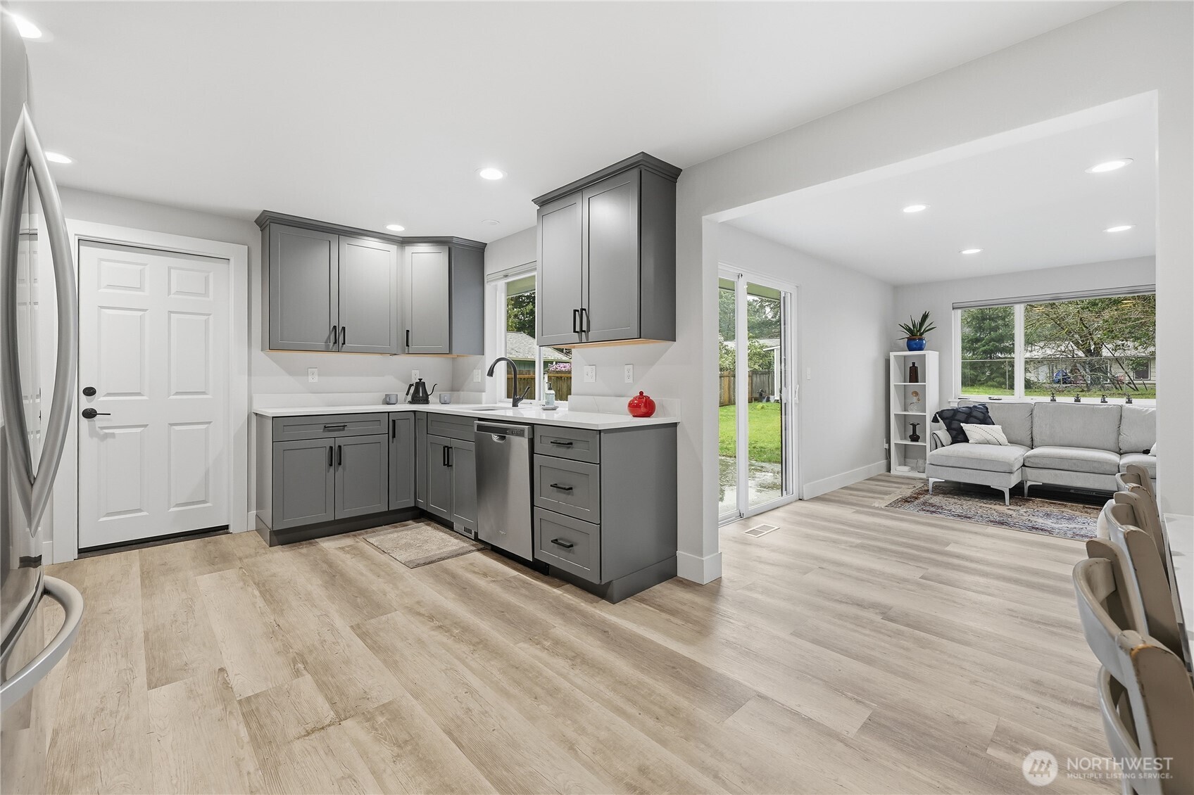 2401 Pine Tree Drive SE, Port Orchard, WA 98366