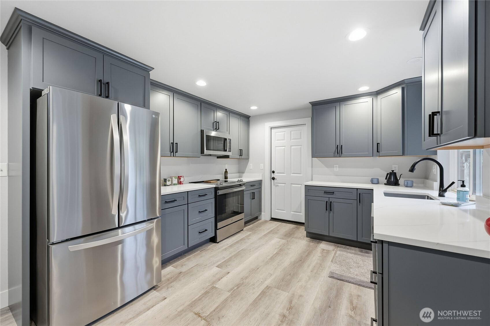 2401 Pine Tree Drive SE, Port Orchard, WA 98366