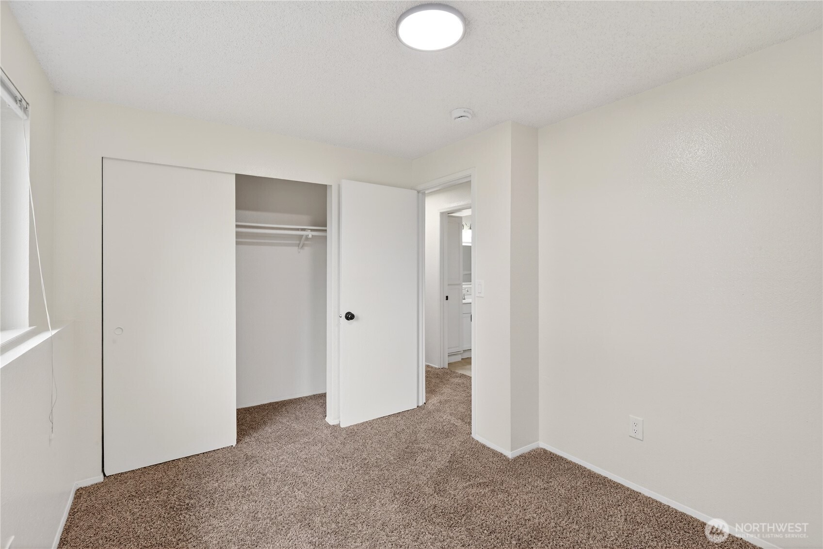 28 Madrona Place , Dupont, WA 98327