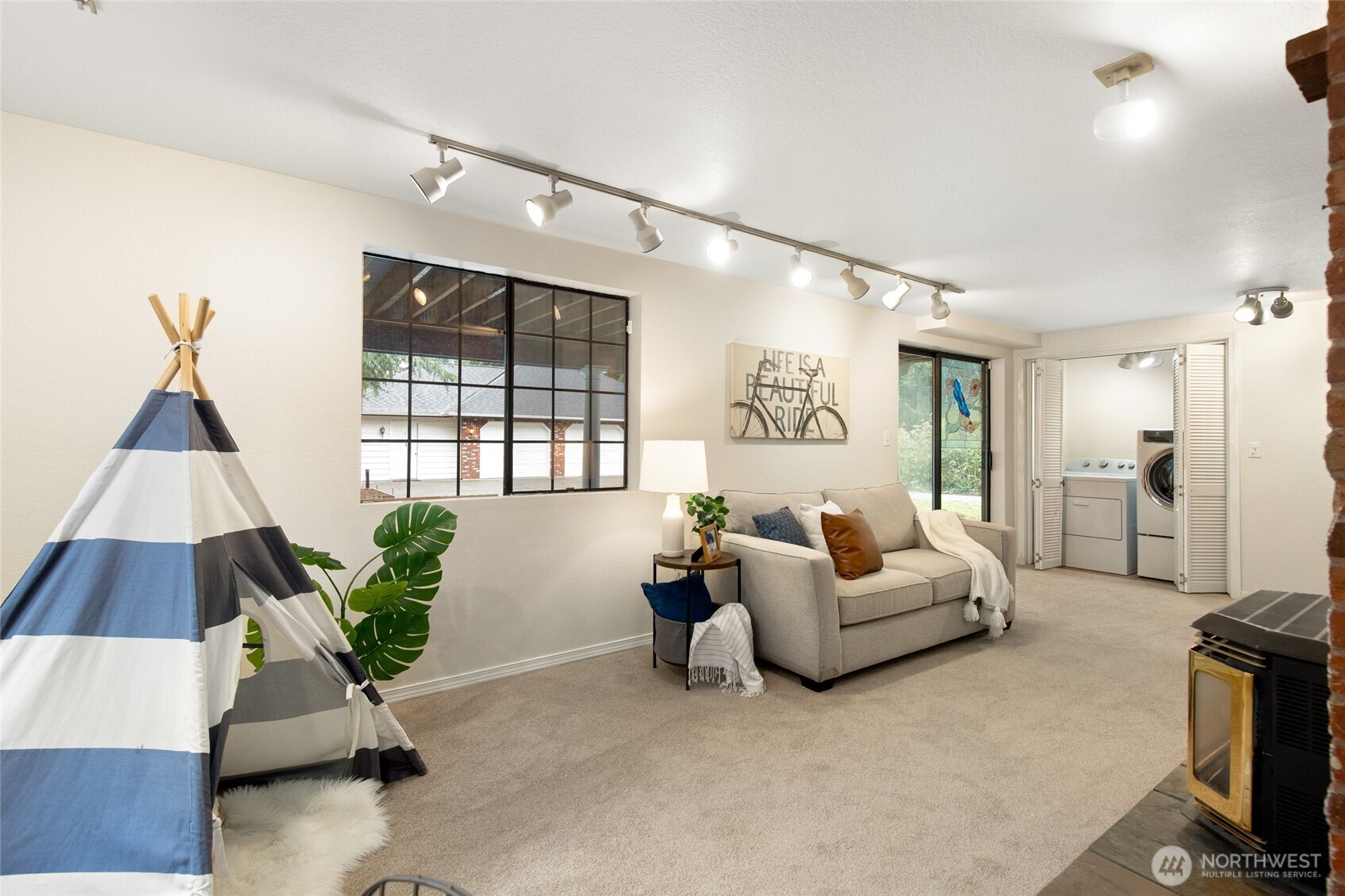 2717 90th Street SE, Everett, WA 98208