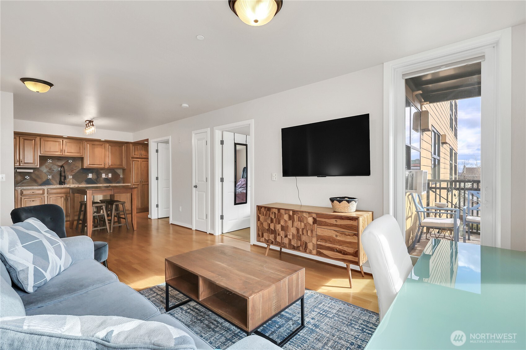 4116 California Avenue SW #304, Seattle, WA 98116