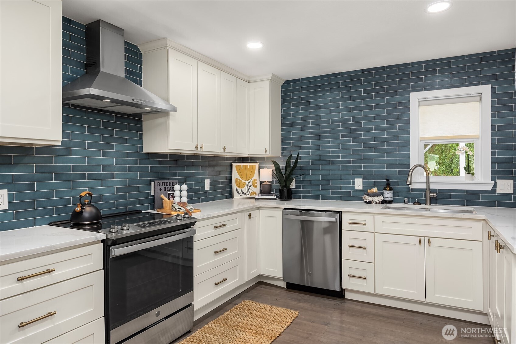 10220 Rainier Avenue S, Seattle, WA 98178